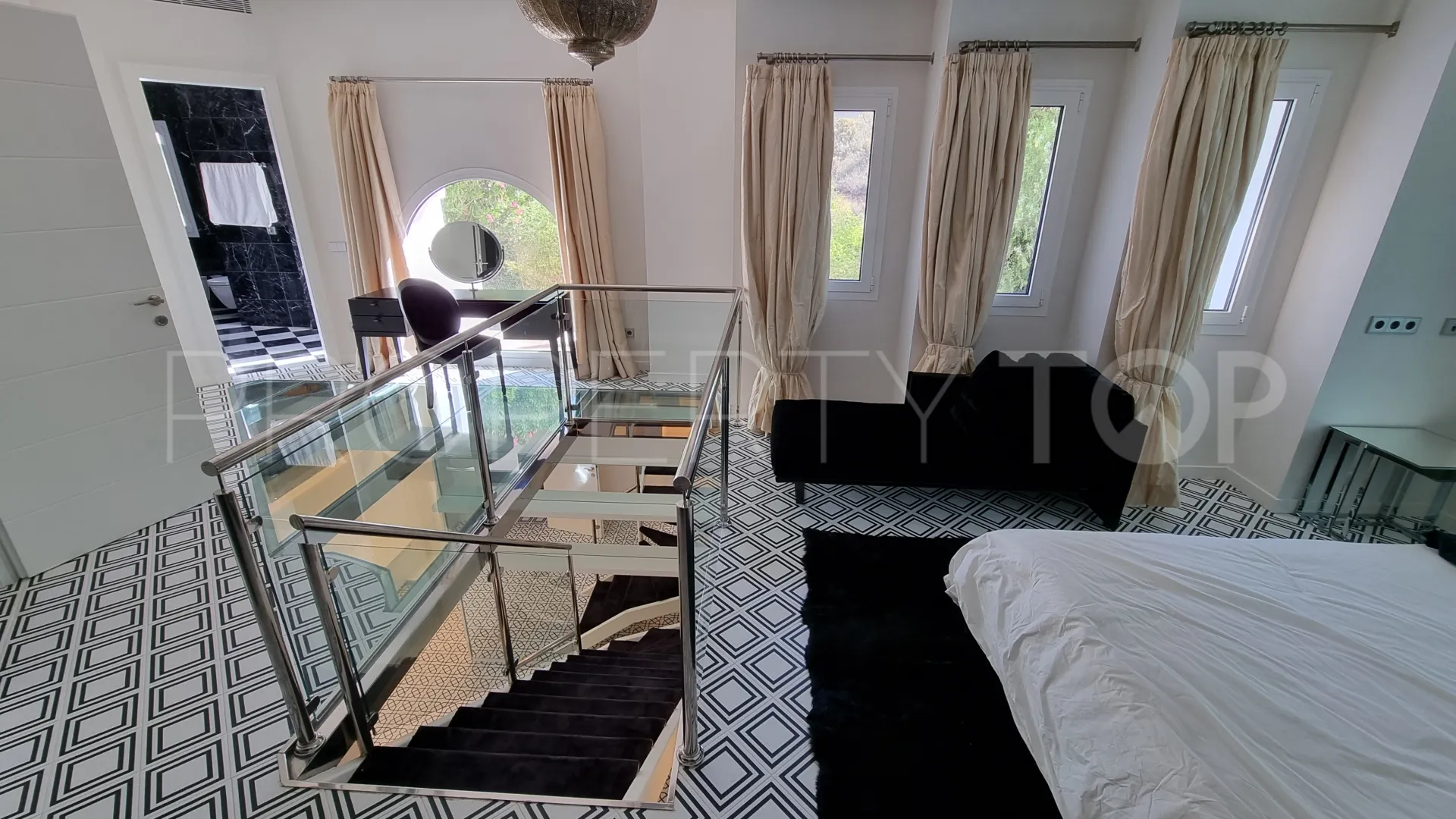 For sale Marbella Golden Mile town house