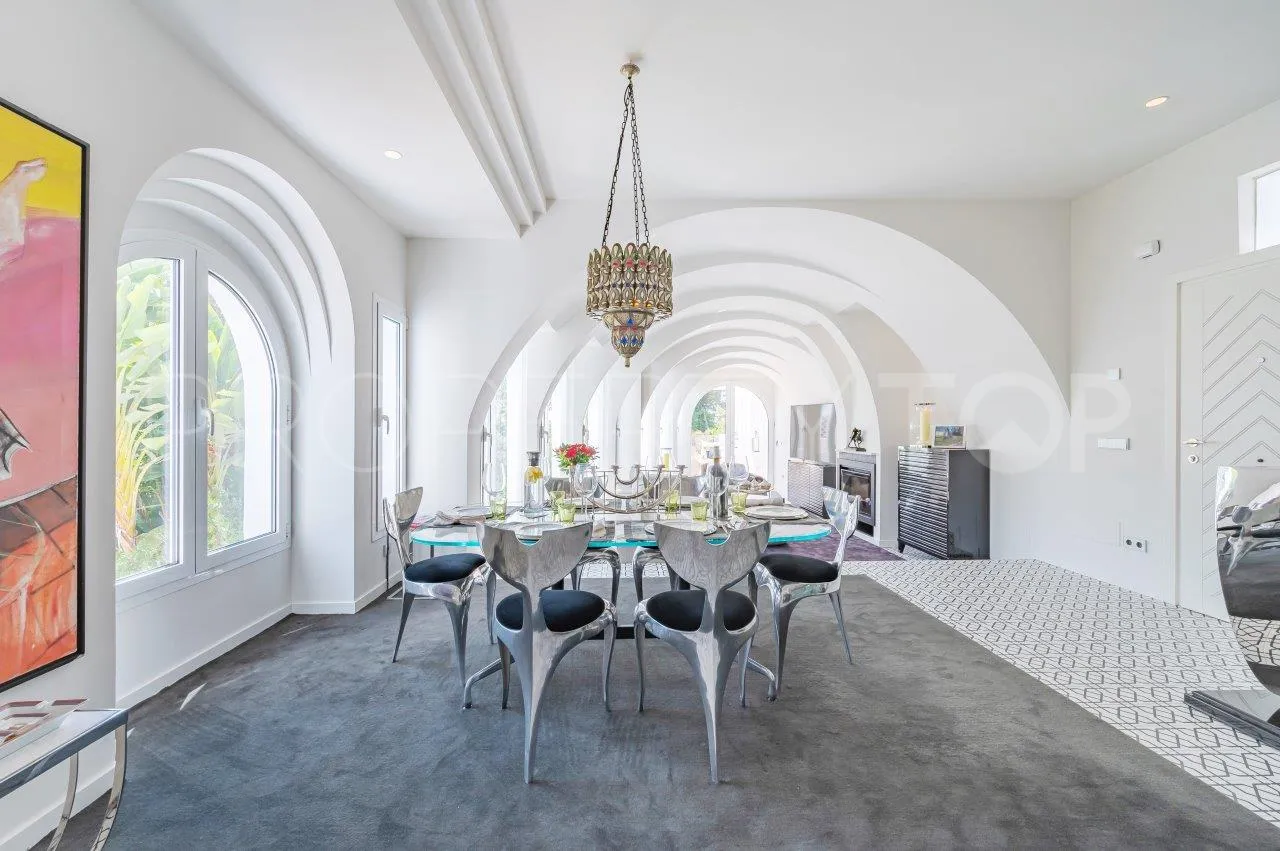 For sale Marbella Golden Mile town house