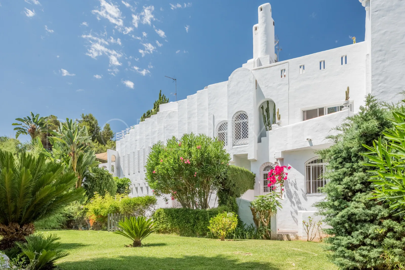 For sale Marbella Golden Mile town house