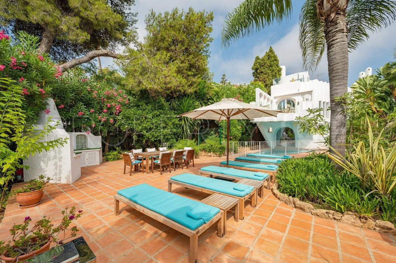 For sale Marbella Golden Mile town house