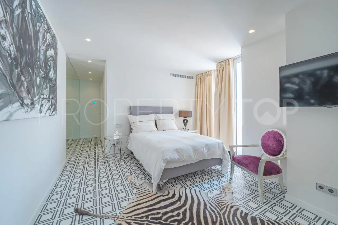 For sale Marbella Golden Mile town house