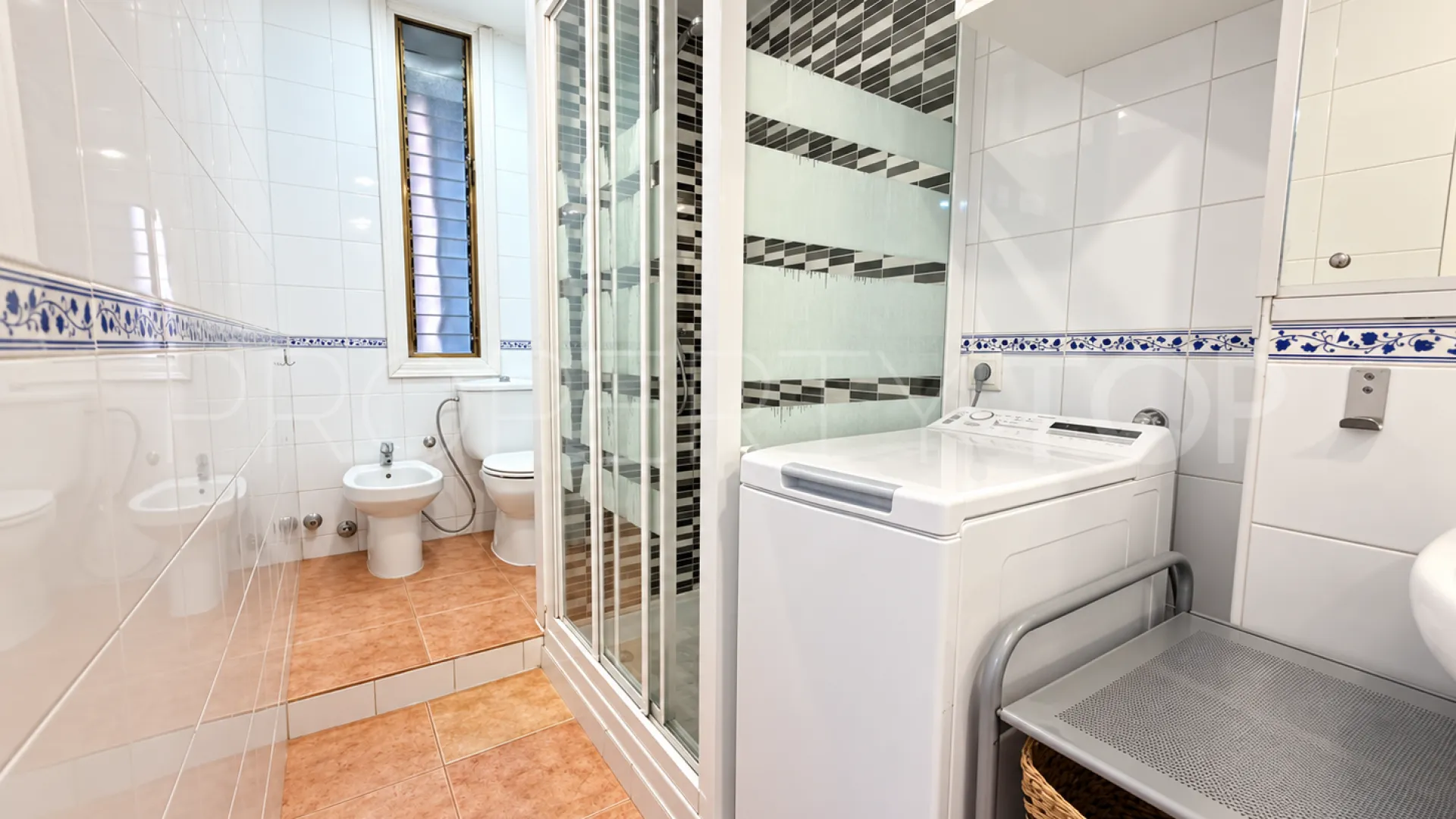 Comprar apartamento en Fuengirola Puerto con 1 dormitorio