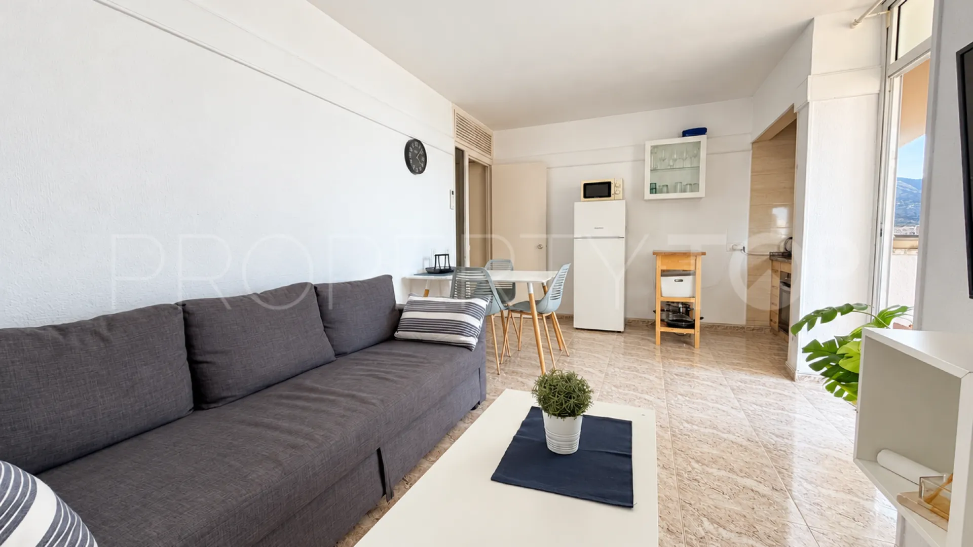 Comprar apartamento en Fuengirola Puerto con 1 dormitorio