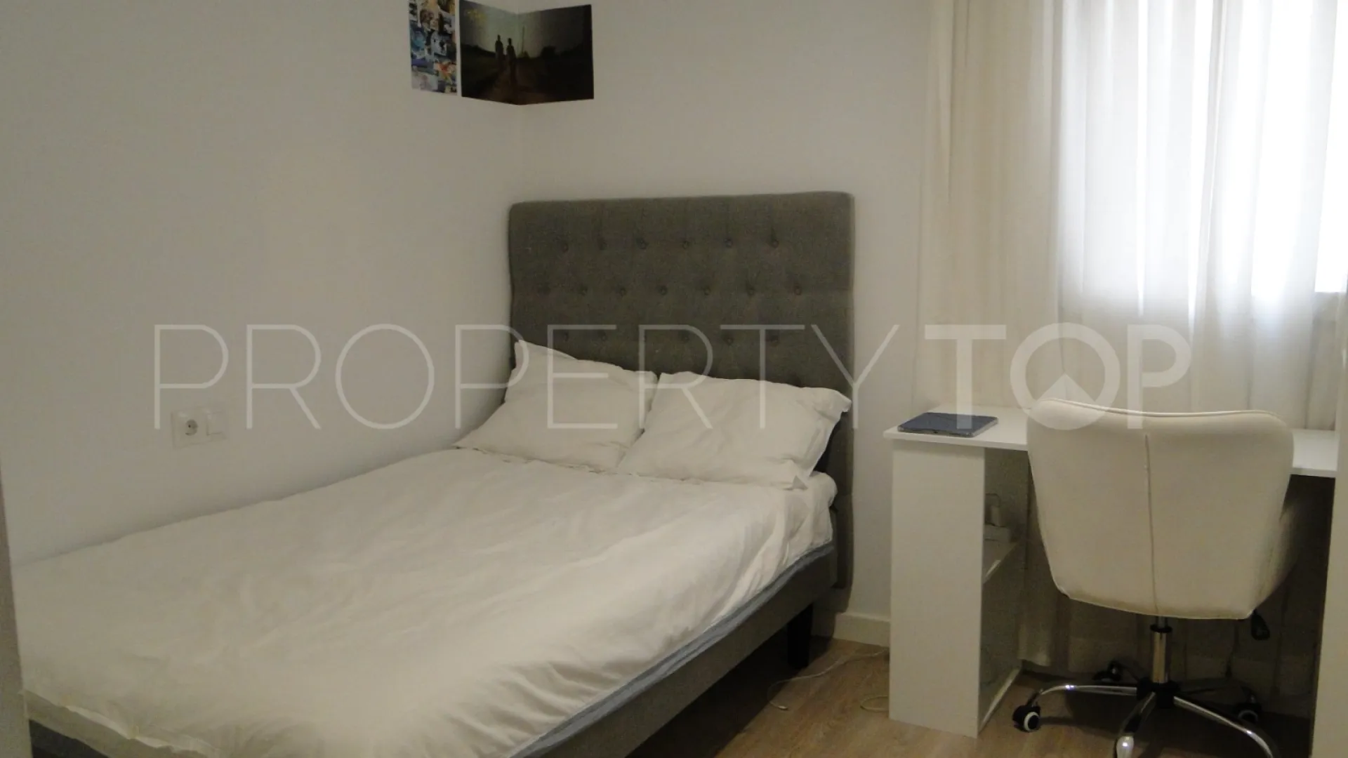 Buy Nueva Andalucia apartment