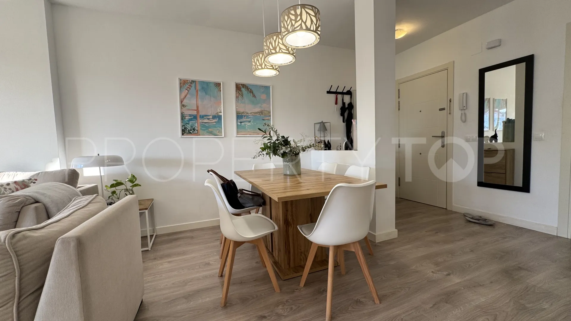 Buy Nueva Andalucia apartment