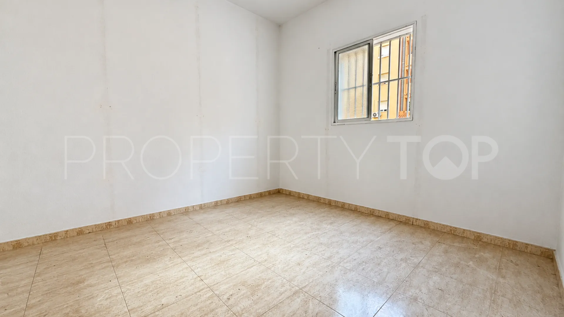 Fuengirola Centro, local comercial en venta