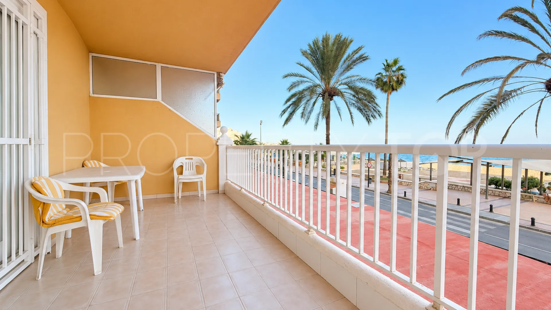 Apartamento de 2 dormitorios en venta en Las Gaviotas - Carvajal