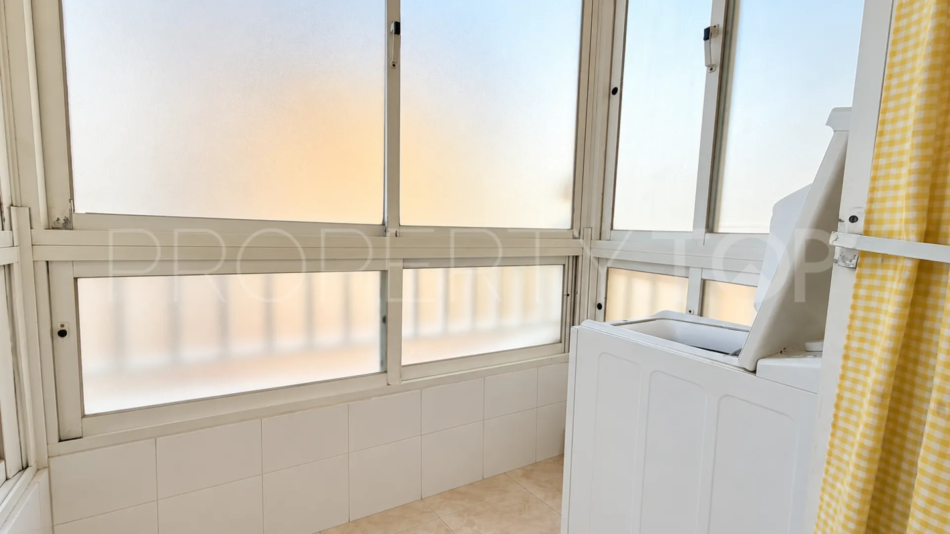 Apartamento de 2 dormitorios en venta en Las Gaviotas - Carvajal