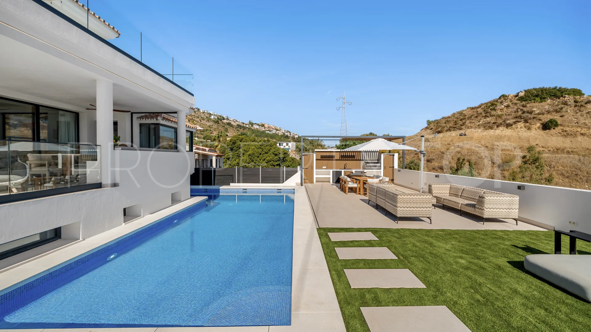 Villa en venta de 5 dormitorios en La Capellania
