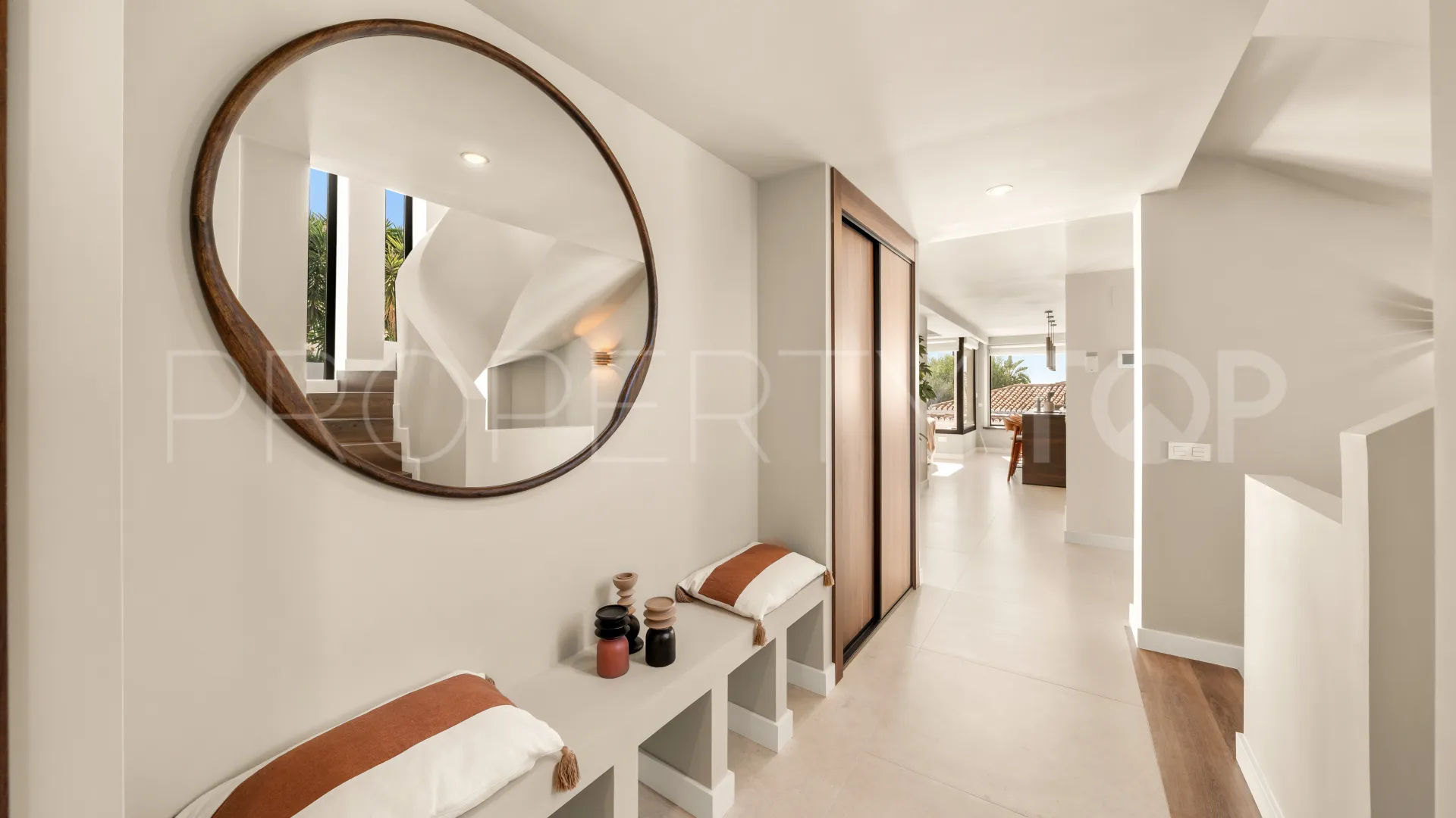 Villa en venta de 5 dormitorios en La Capellania