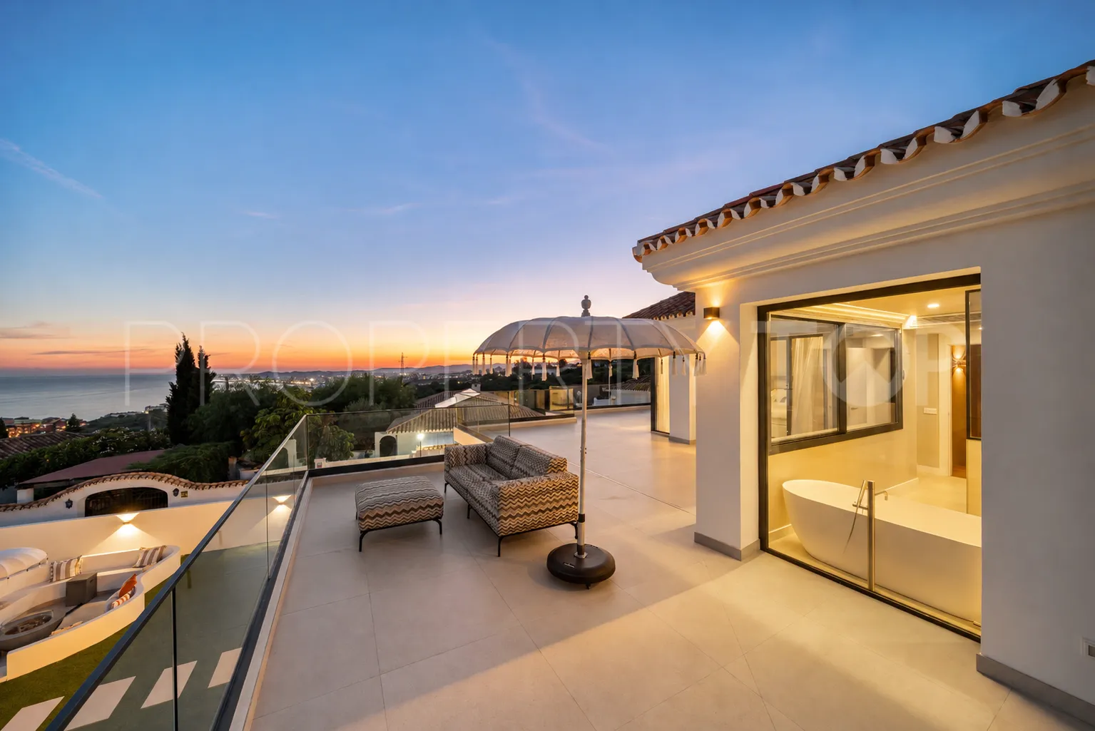 Villa en venta de 5 dormitorios en La Capellania