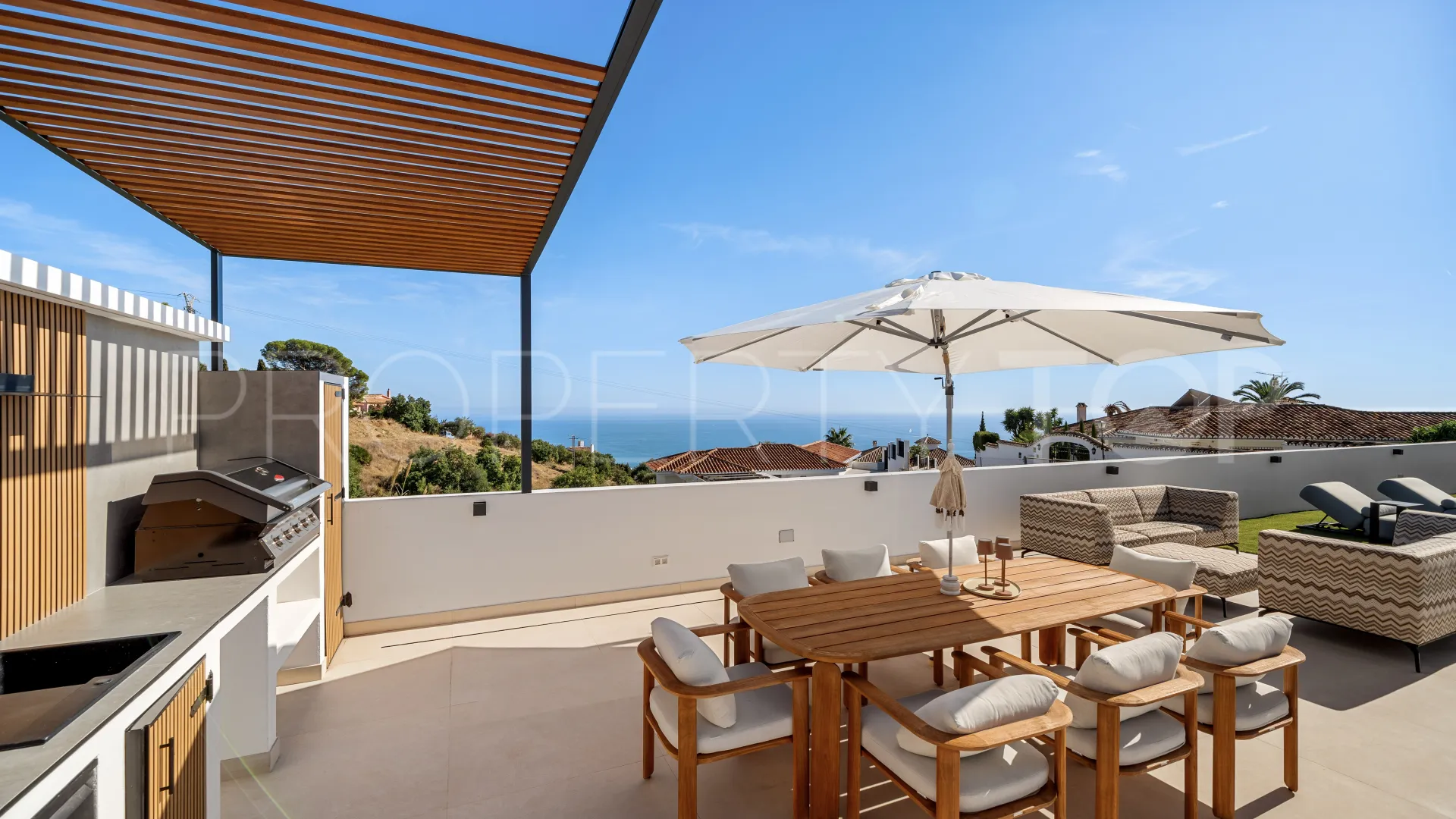 Villa en venta de 5 dormitorios en La Capellania
