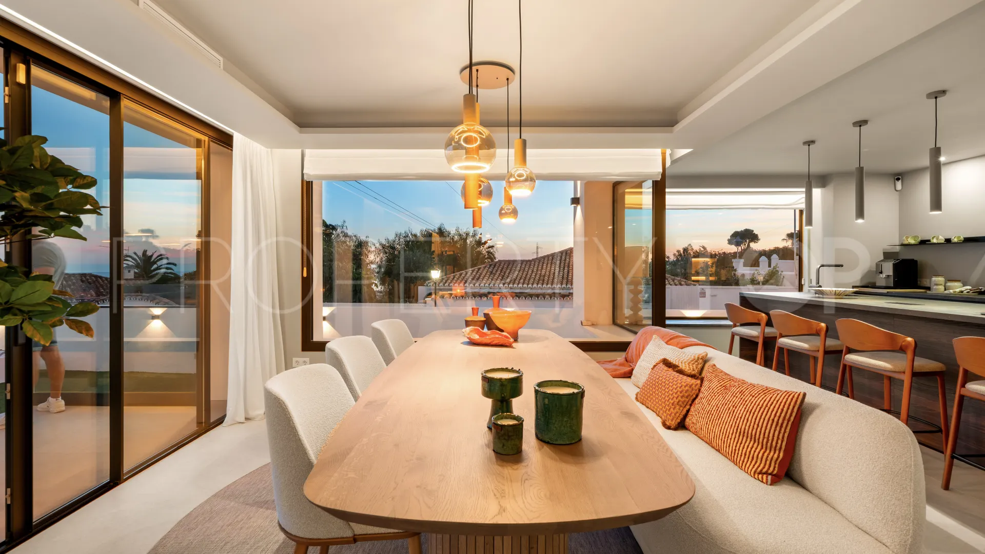 Villa en venta de 5 dormitorios en La Capellania