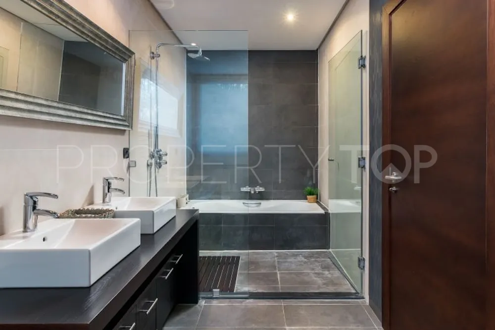 5 bedrooms villa for sale in Sotogrande Alto