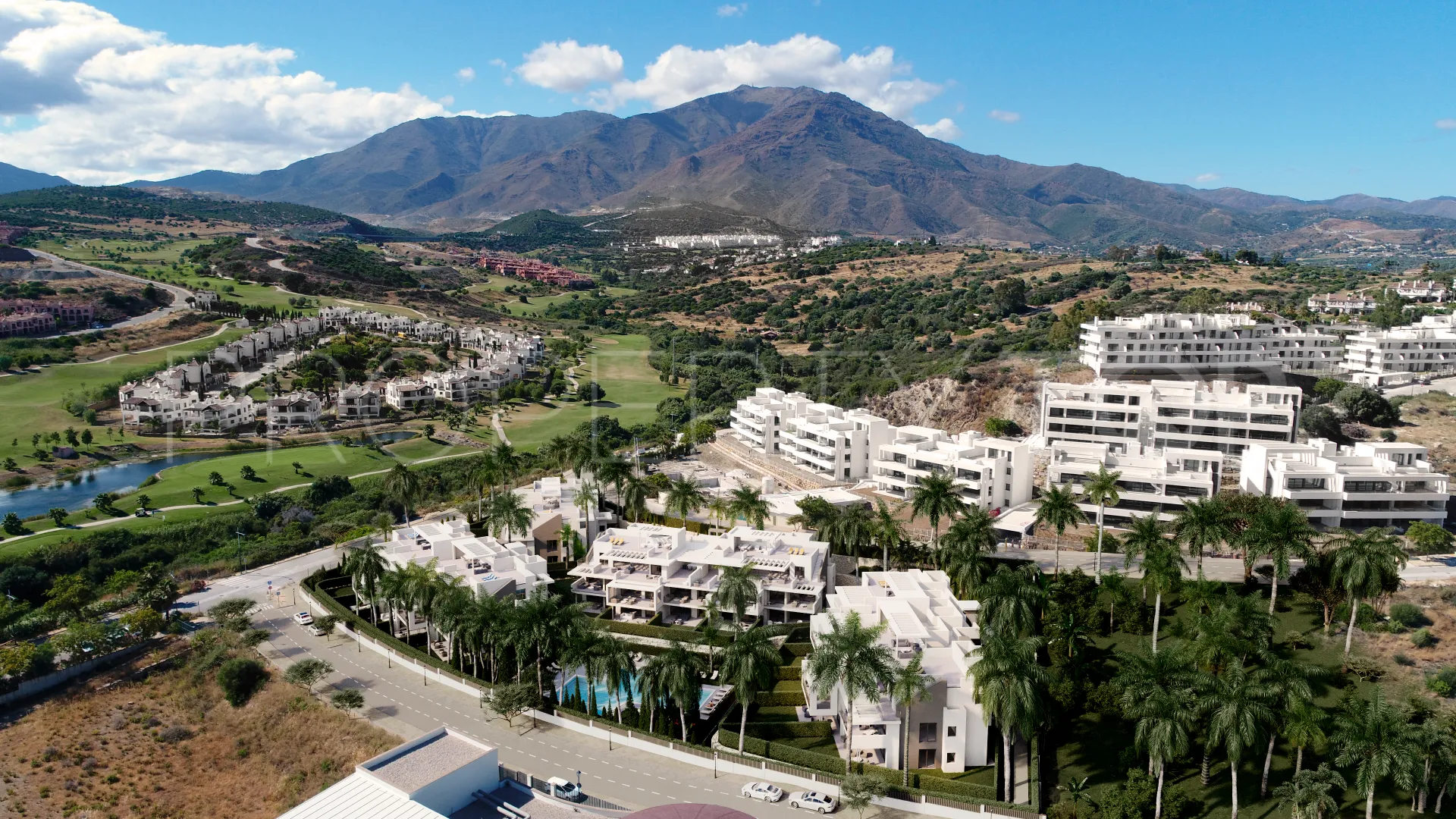 Estepona, apartamento planta baja en venta de 2 dormitorios