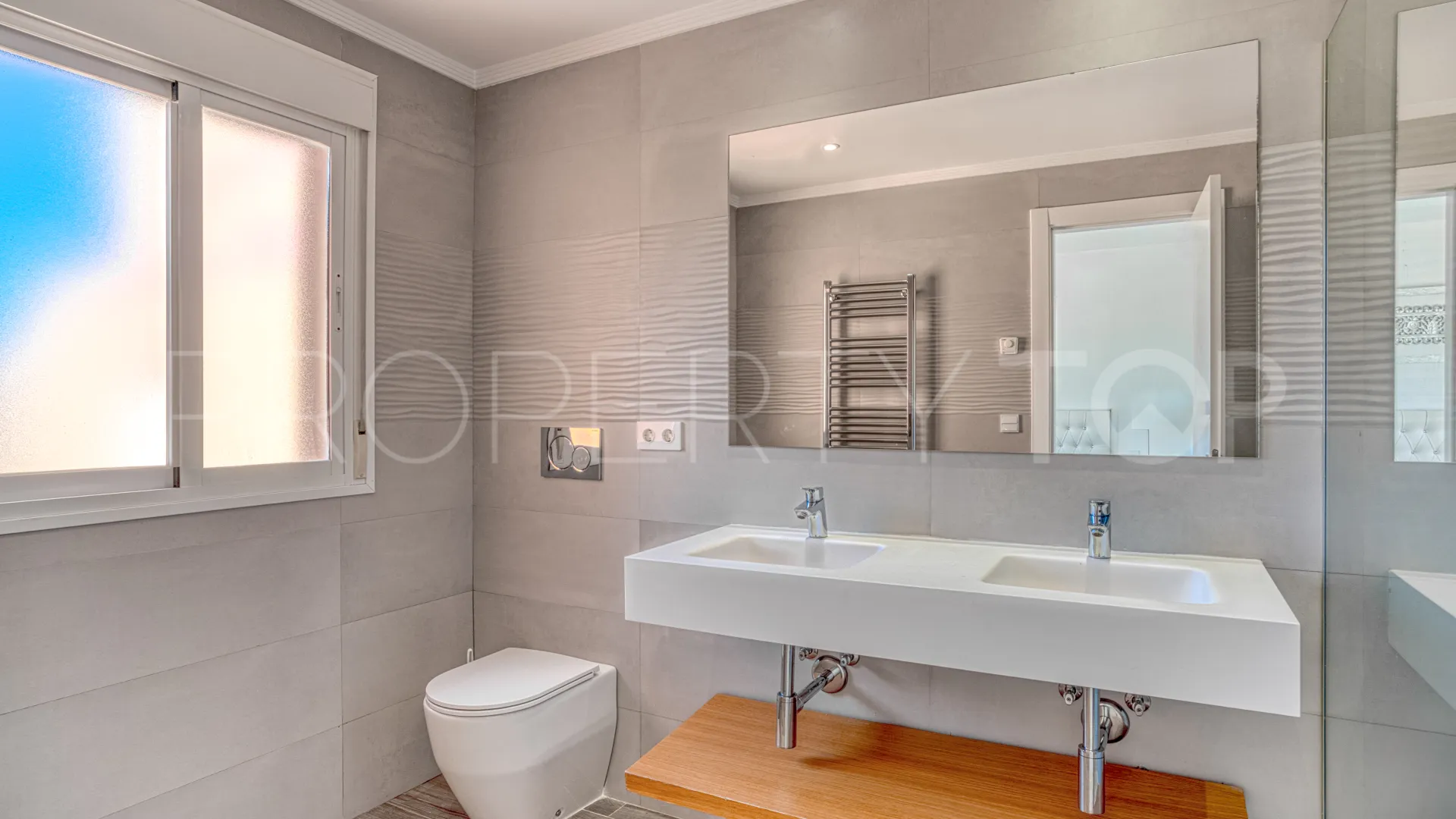 Paraíso Bellevue, adosado en venta