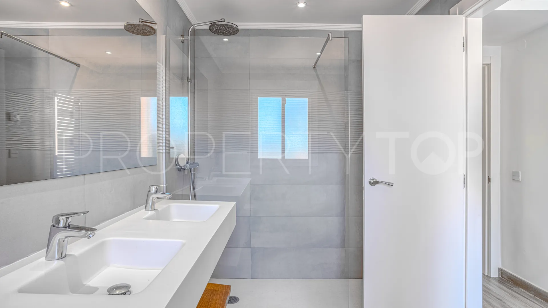 Paraíso Bellevue, adosado en venta