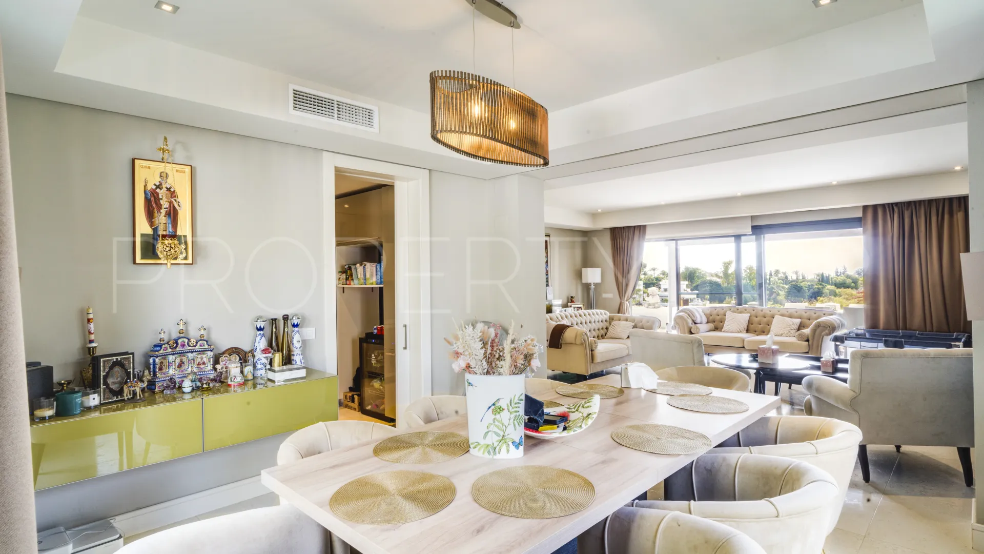 For sale villa in Lomas de Magna Marbella