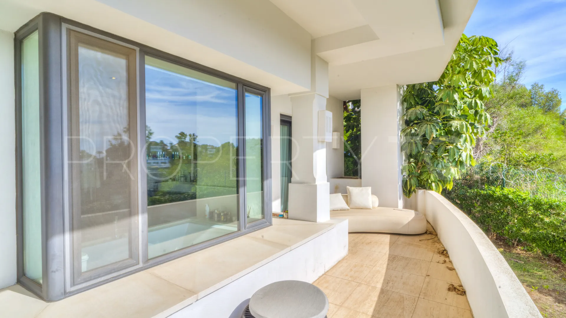 For sale villa in Lomas de Magna Marbella
