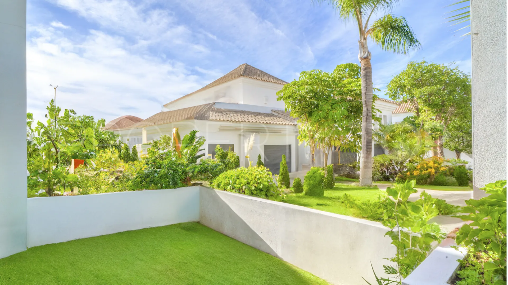 For sale villa in Lomas de Magna Marbella