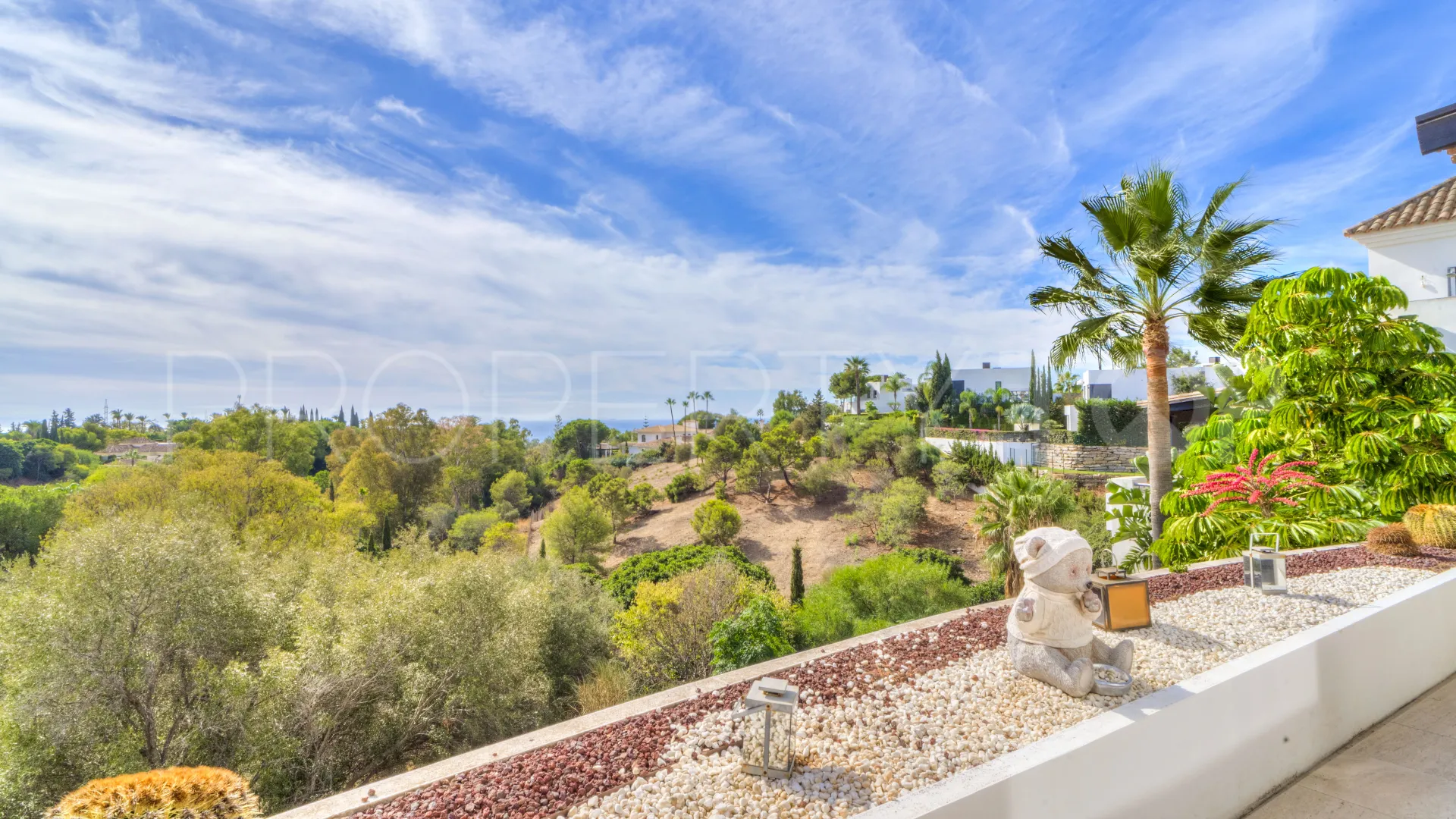 For sale villa in Lomas de Magna Marbella
