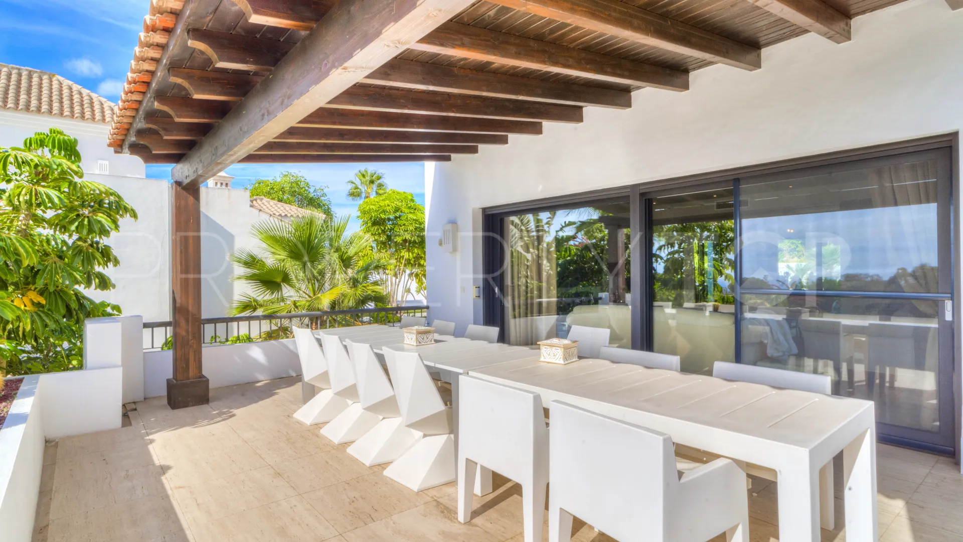 For sale villa in Lomas de Magna Marbella