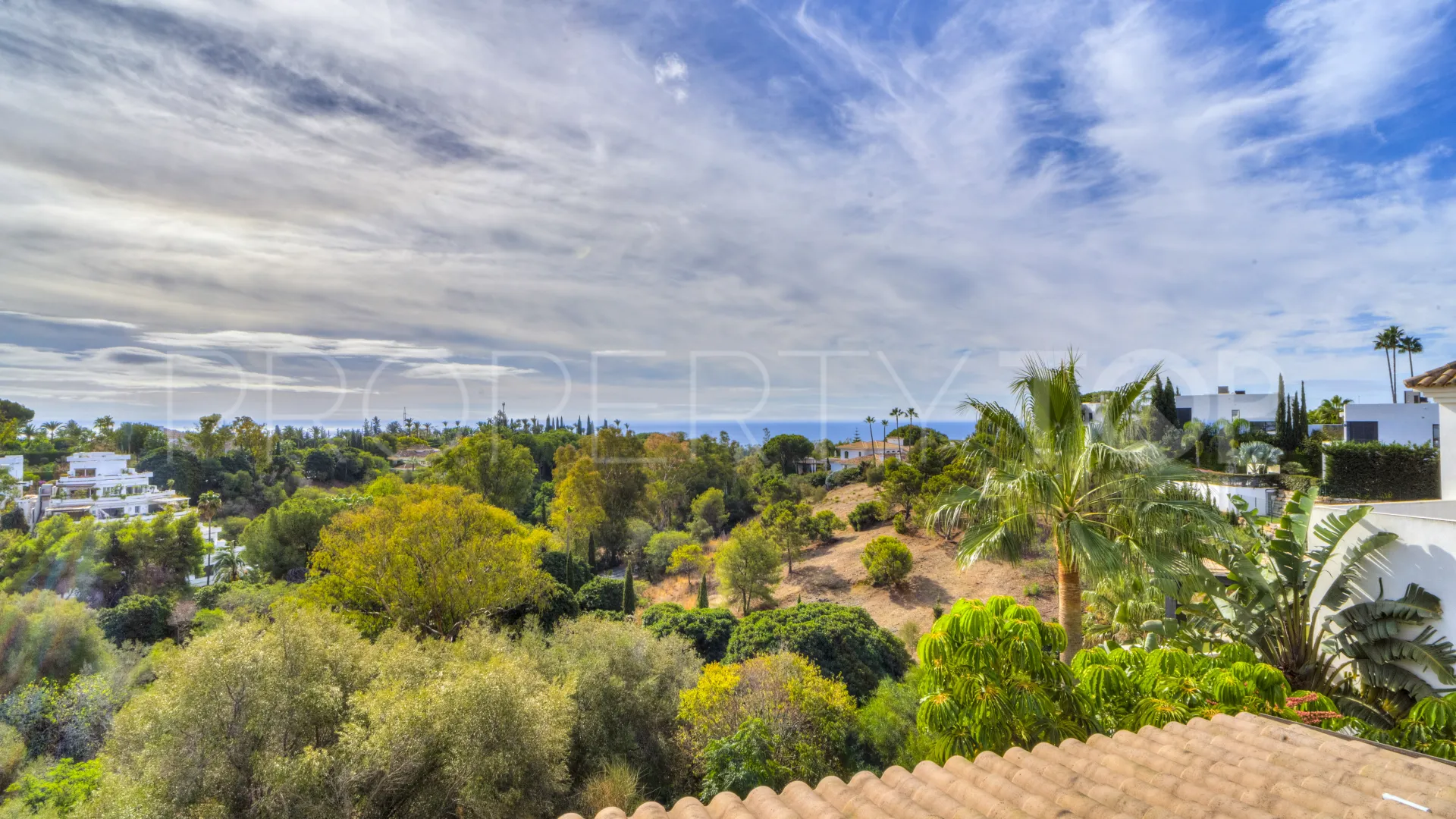 For sale villa in Lomas de Magna Marbella
