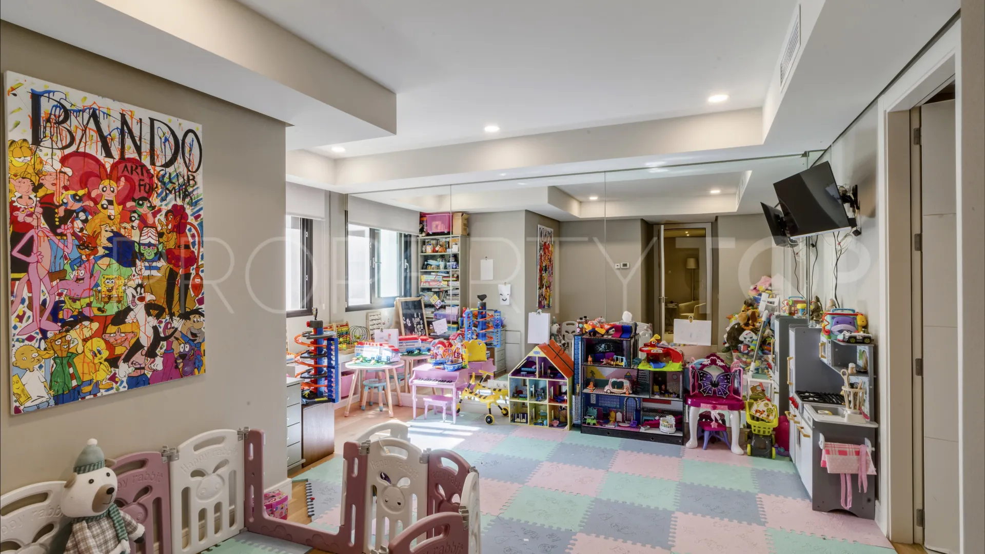 For sale villa in Lomas de Magna Marbella