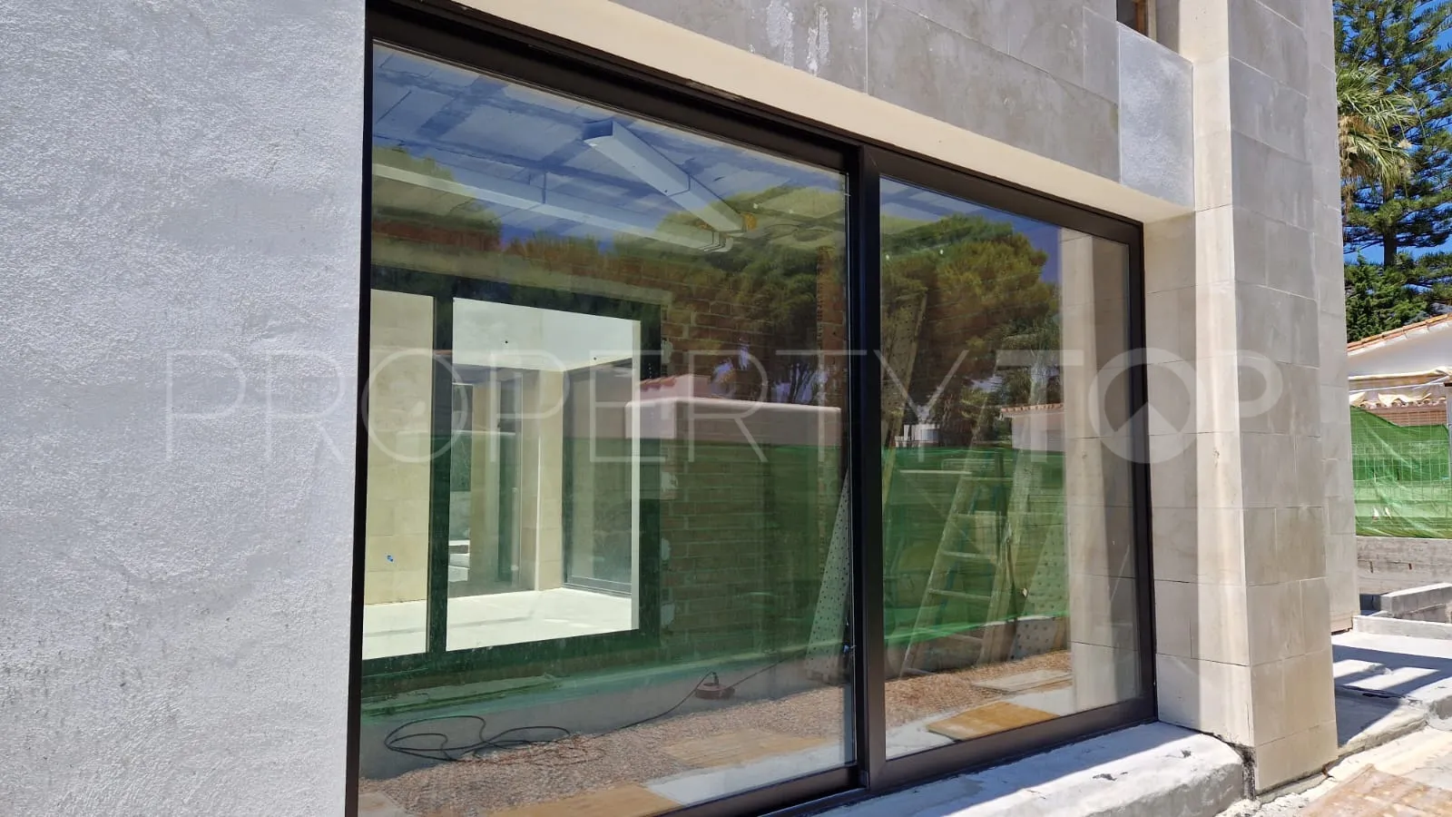 Villa a la venta en Nueva Andalucia