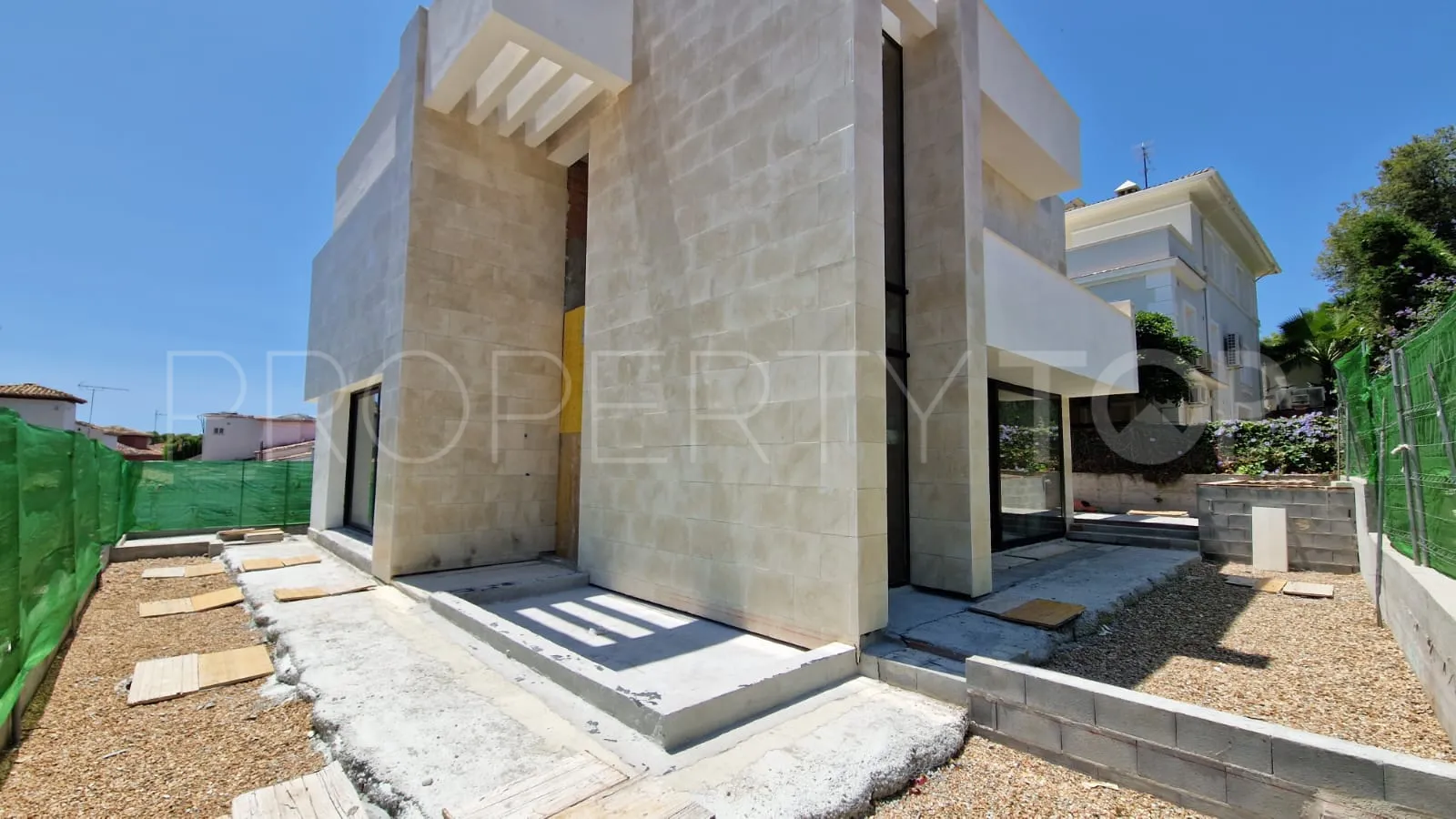 Villa a la venta en Nueva Andalucia