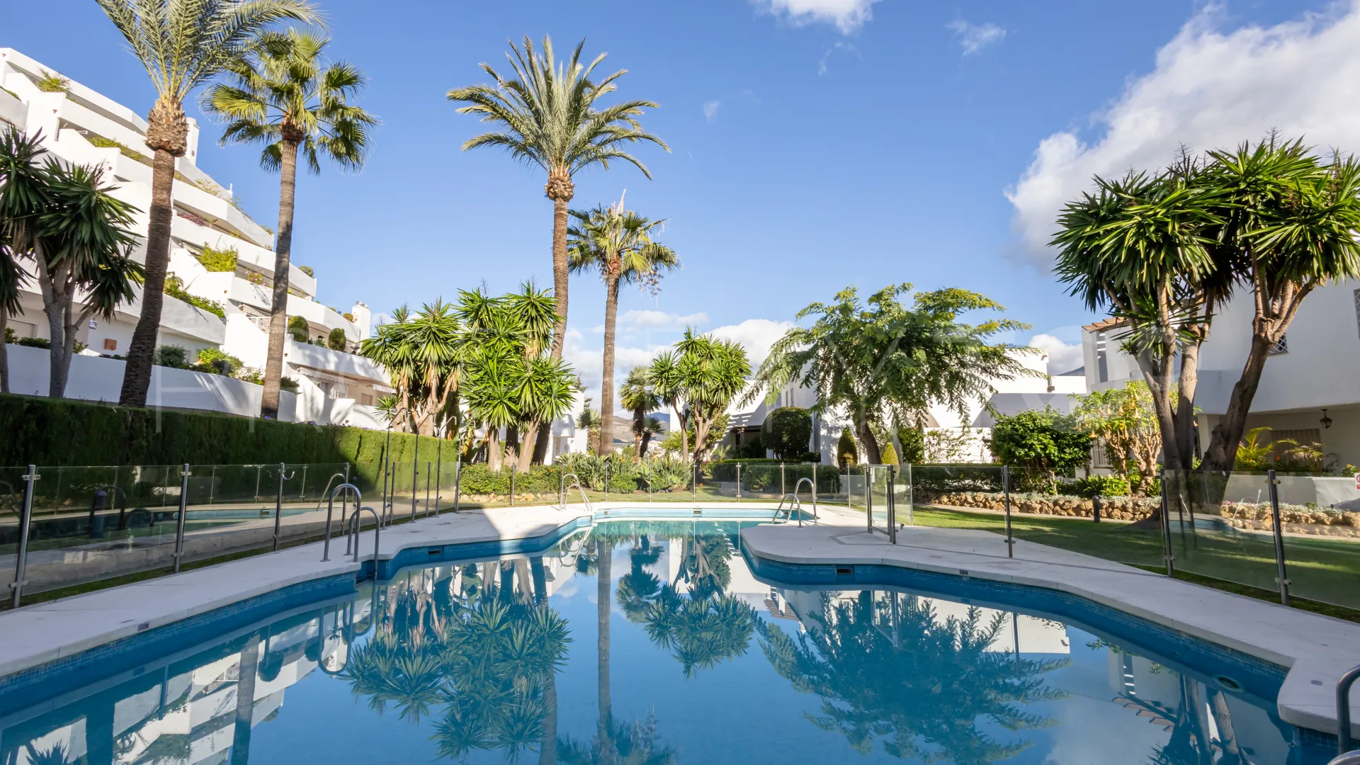 Comprar apartamento en Jardines de Andalucia