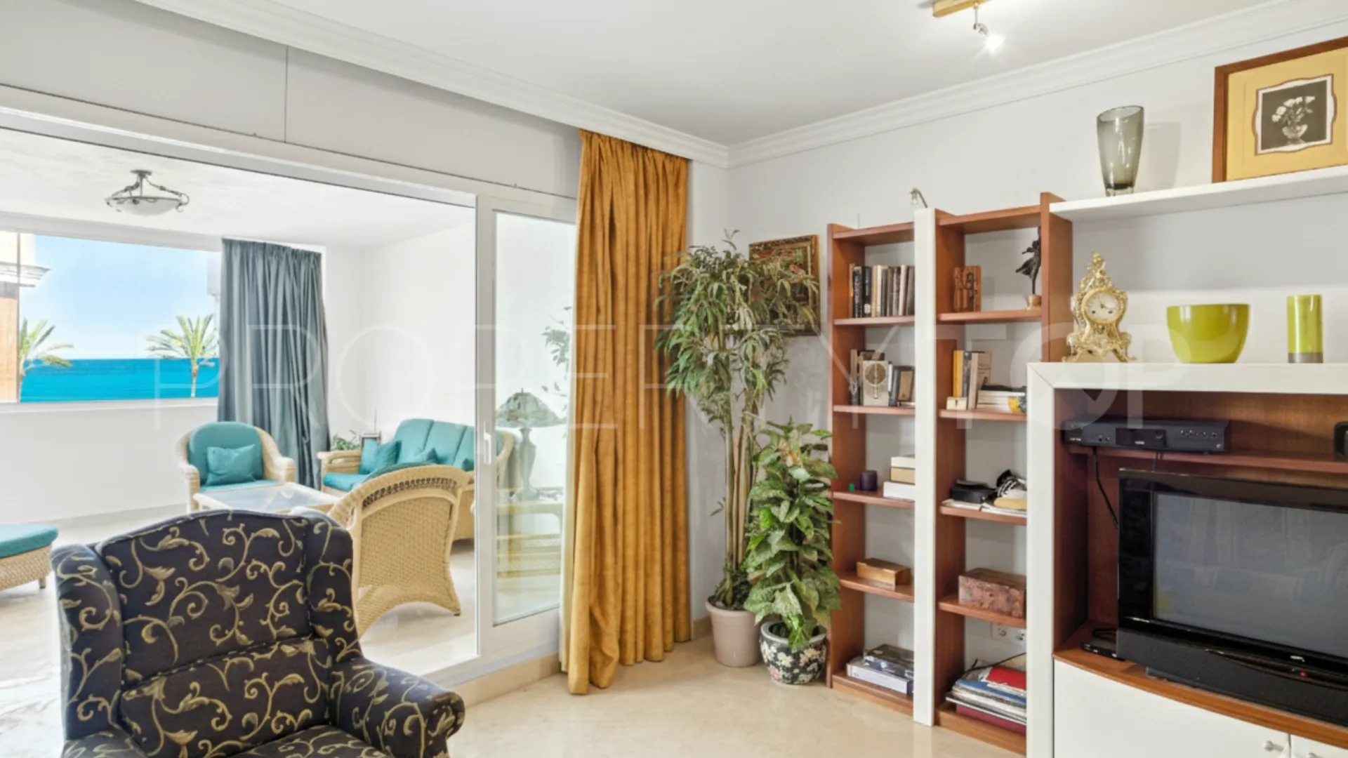 Apartamento en venta con 2 dormitorios en La Herradura