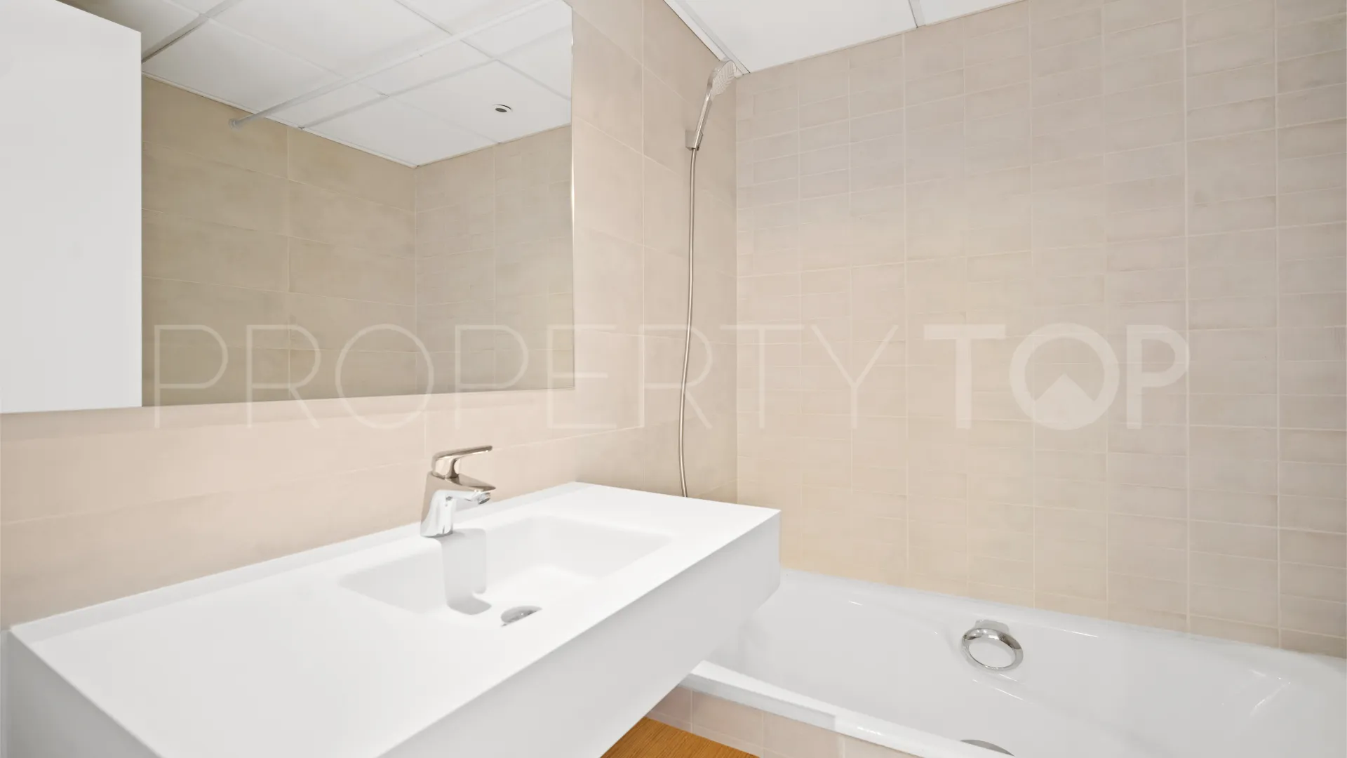 Adosado en venta en Paraíso Bellevue con 3 dormitorios