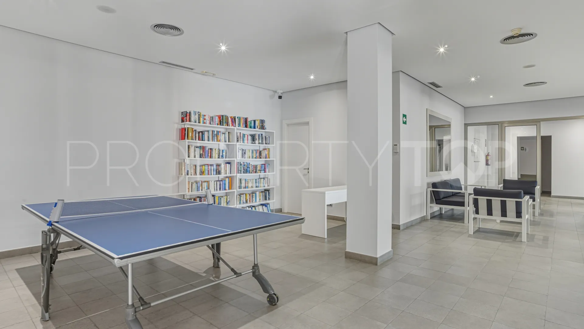 For sale ground floor apartment in Mansion Club