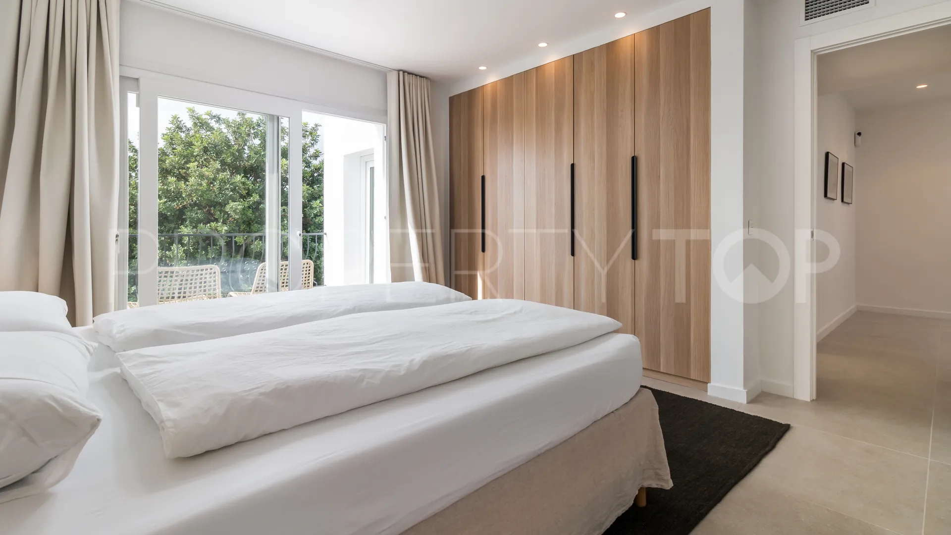 2 bedrooms town house for sale in Istan