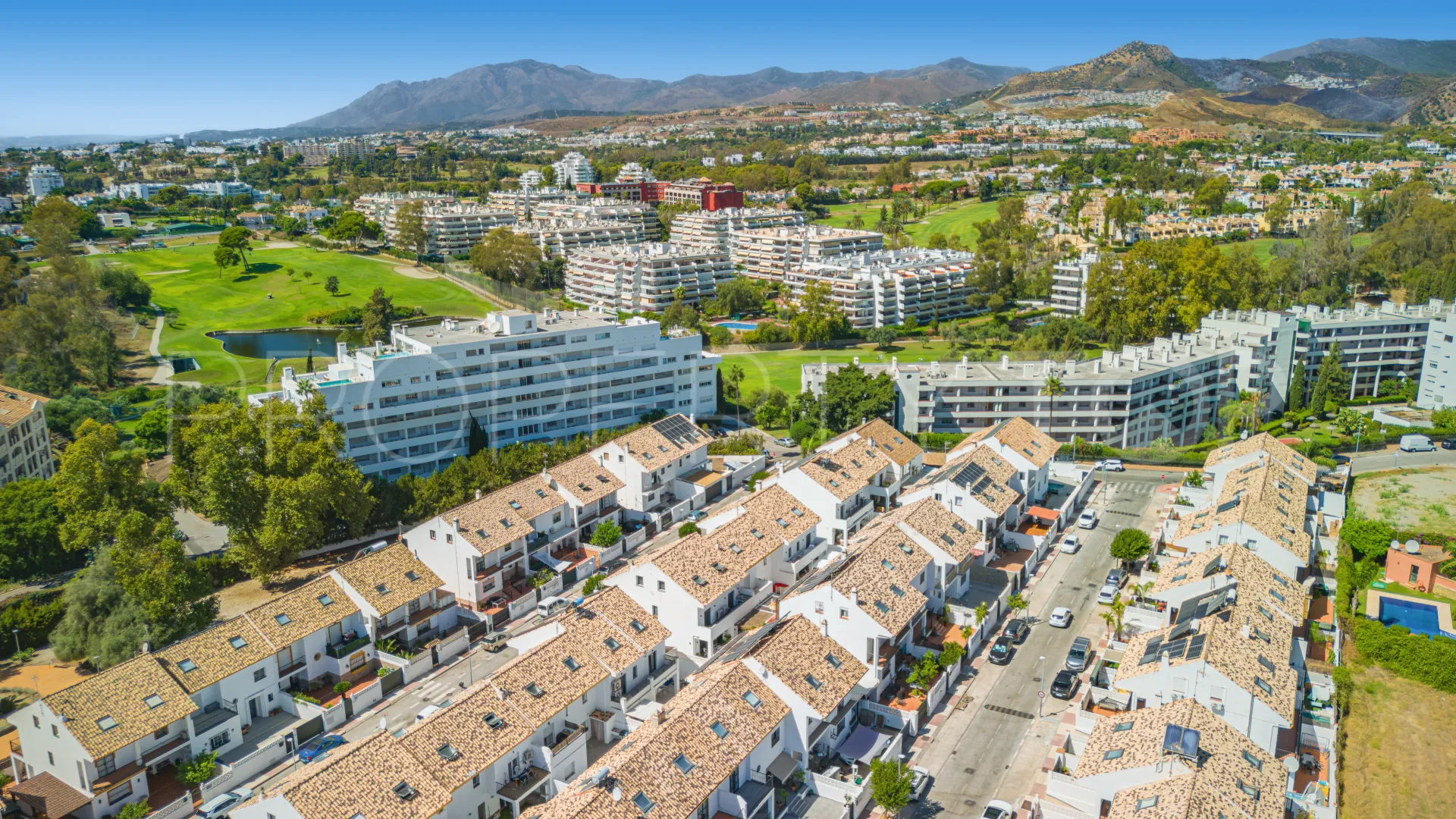 Adosado en venta en San Pedro de Alcantara de 5 dormitorios