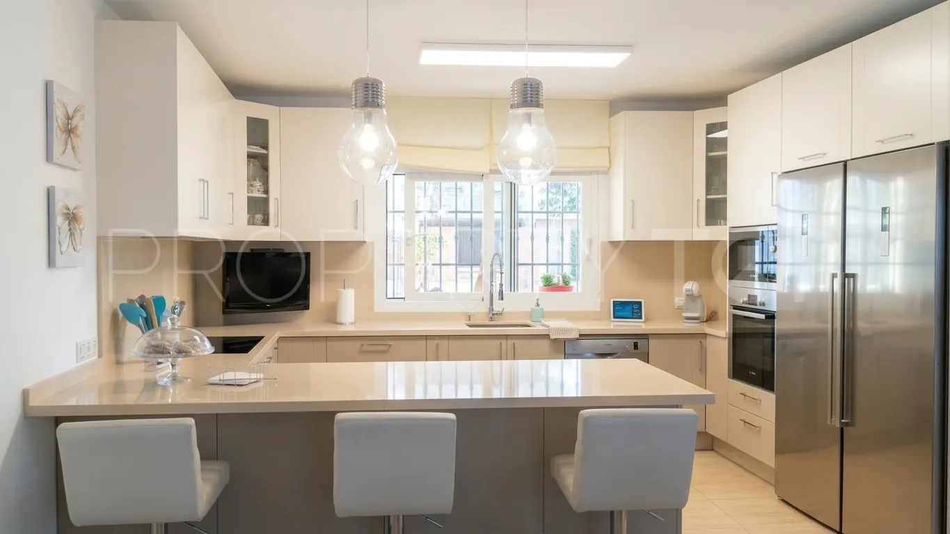 Adosado en venta en San Pedro de Alcantara de 5 dormitorios