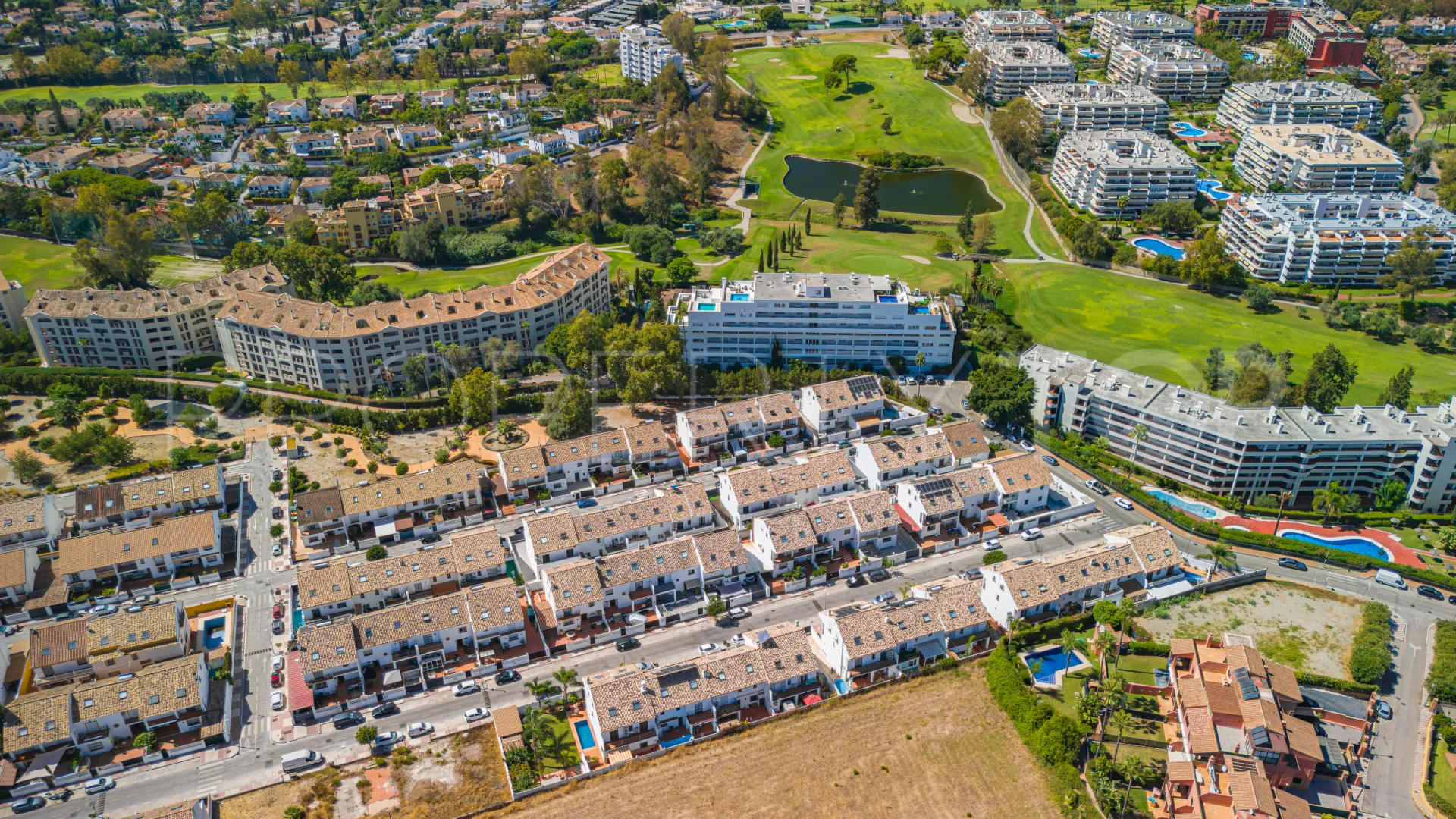 Adosado en venta en San Pedro de Alcantara de 5 dormitorios