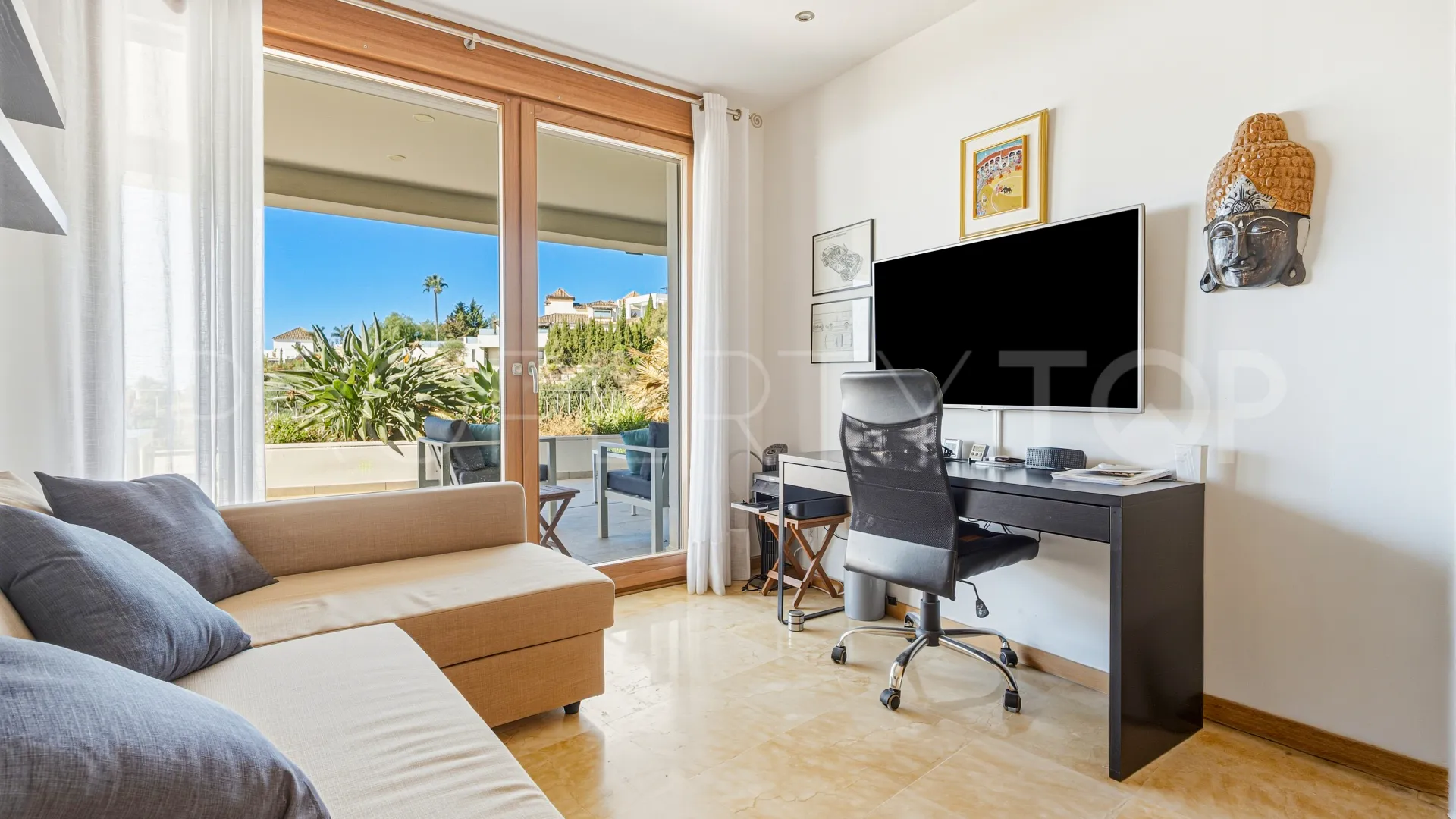 Lomas de los Monteros, apartamento planta baja en venta