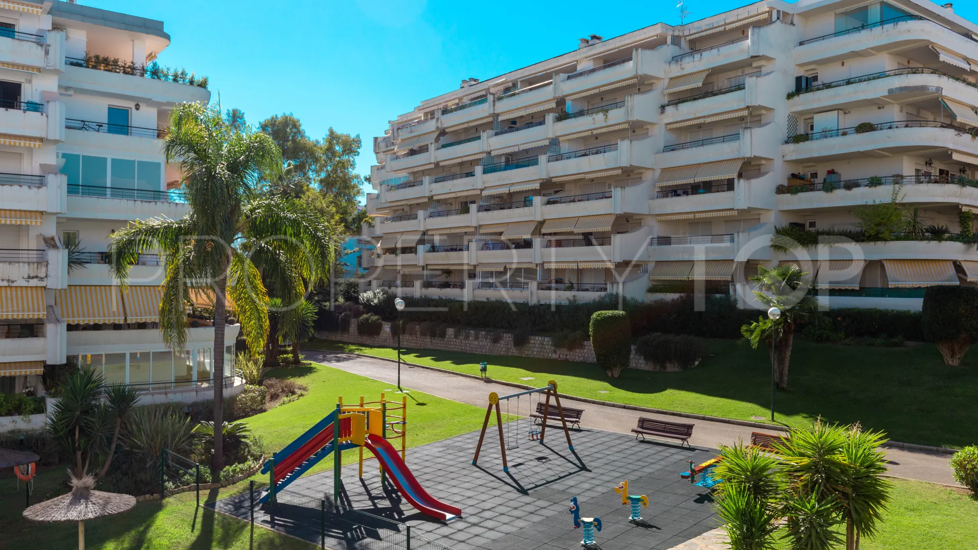 2 bedrooms apartment for sale in Campos de Guadalmina