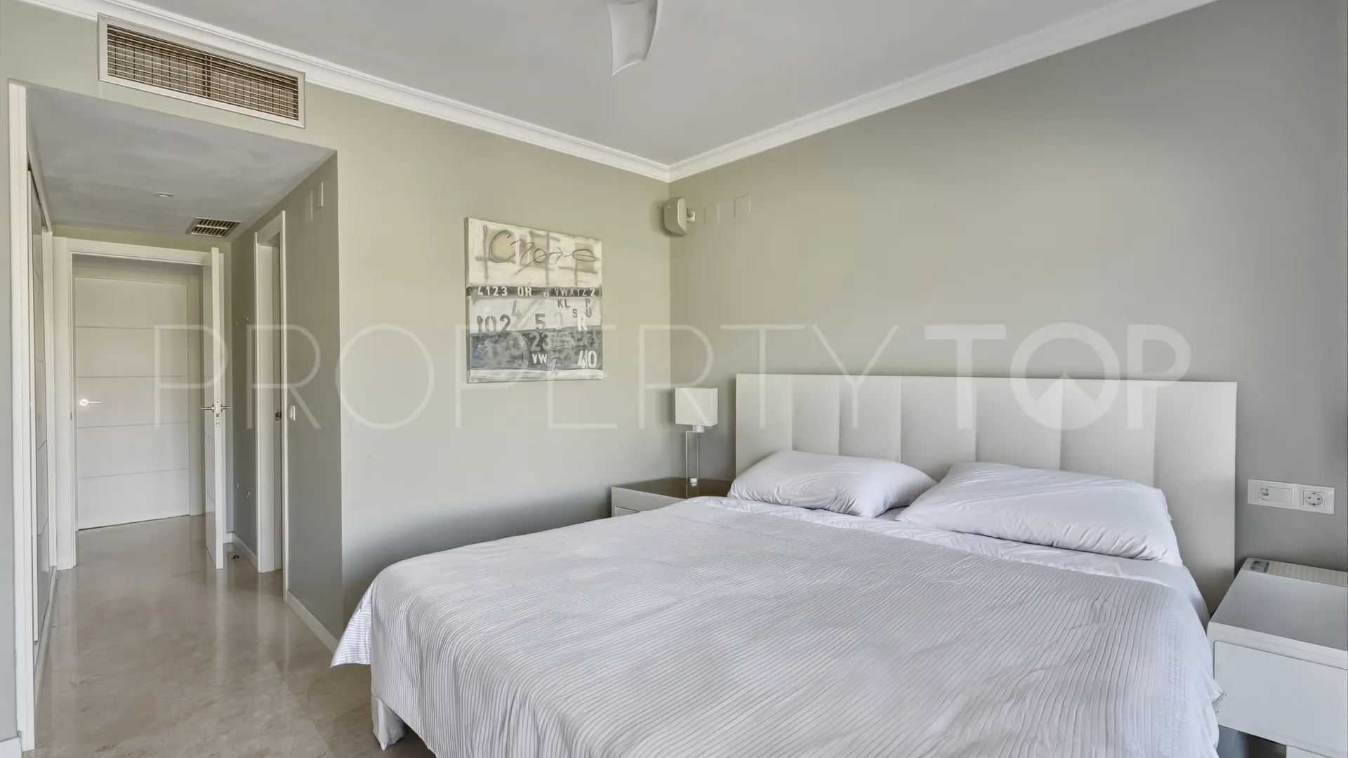 2 bedrooms apartment for sale in Campos de Guadalmina