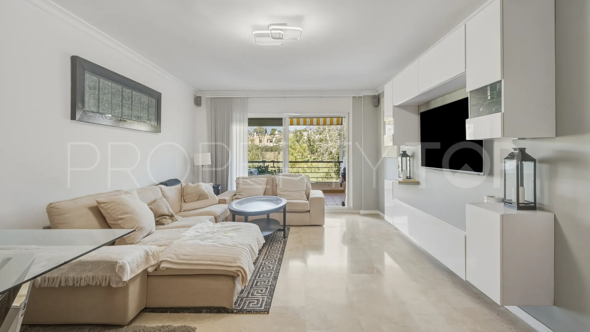2 bedrooms apartment for sale in Campos de Guadalmina