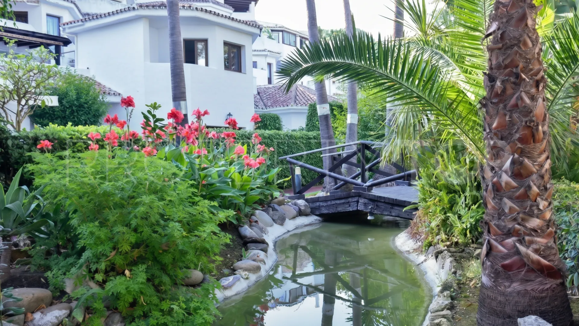3 bedrooms apartment for sale in Golden Beach