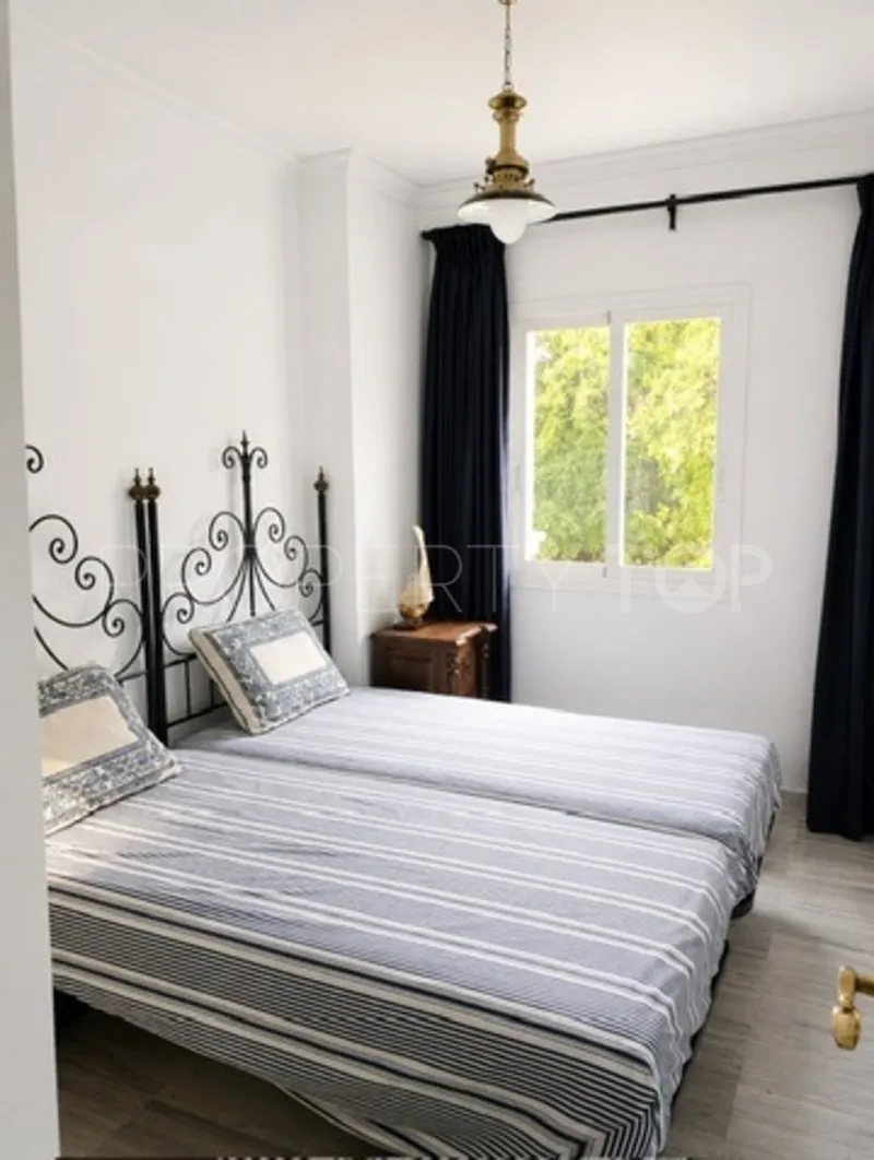 For sale apartment in Hacienda Nagüeles I with 2 bedrooms