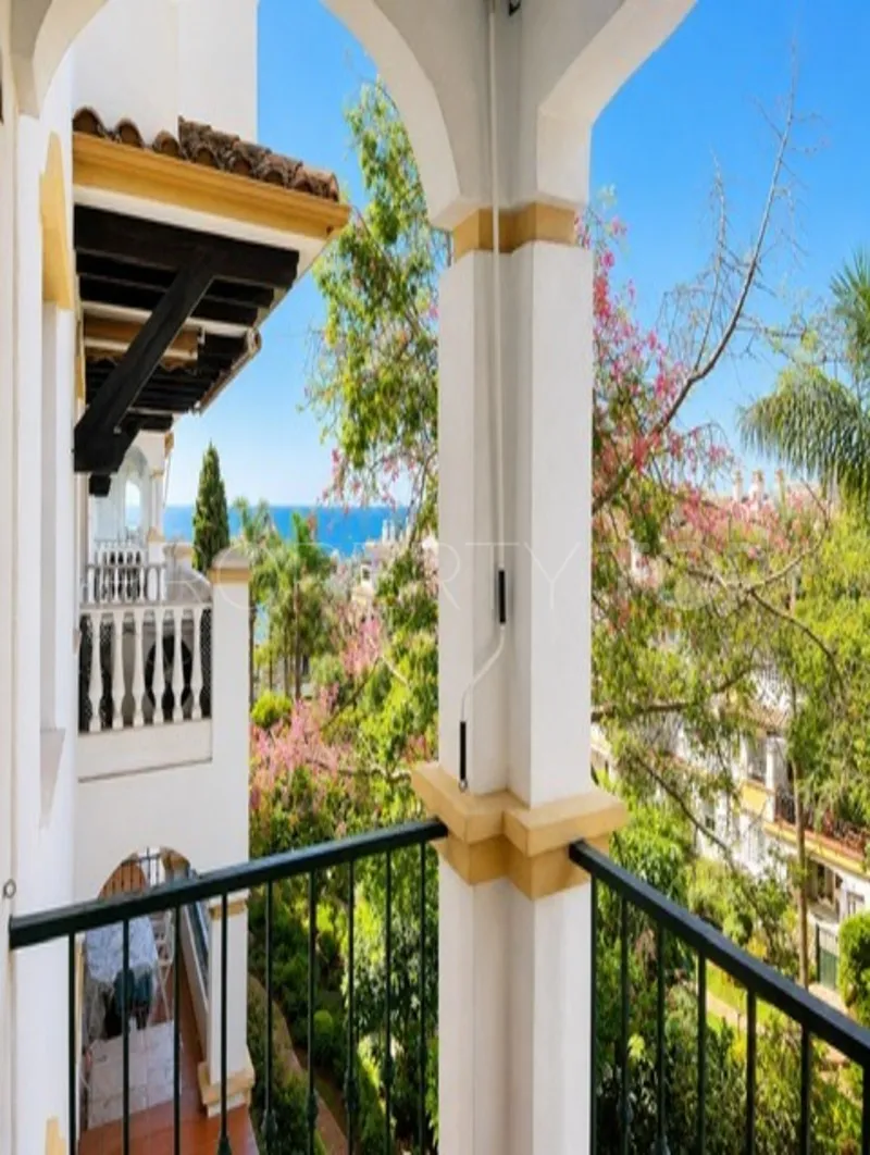 For sale apartment in Hacienda Nagüeles I with 2 bedrooms