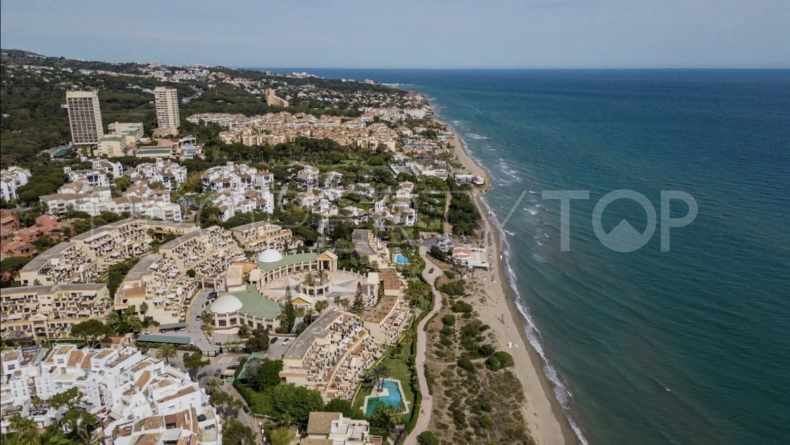 For sale Elviria Playa 1 bedroom ground floor apartment