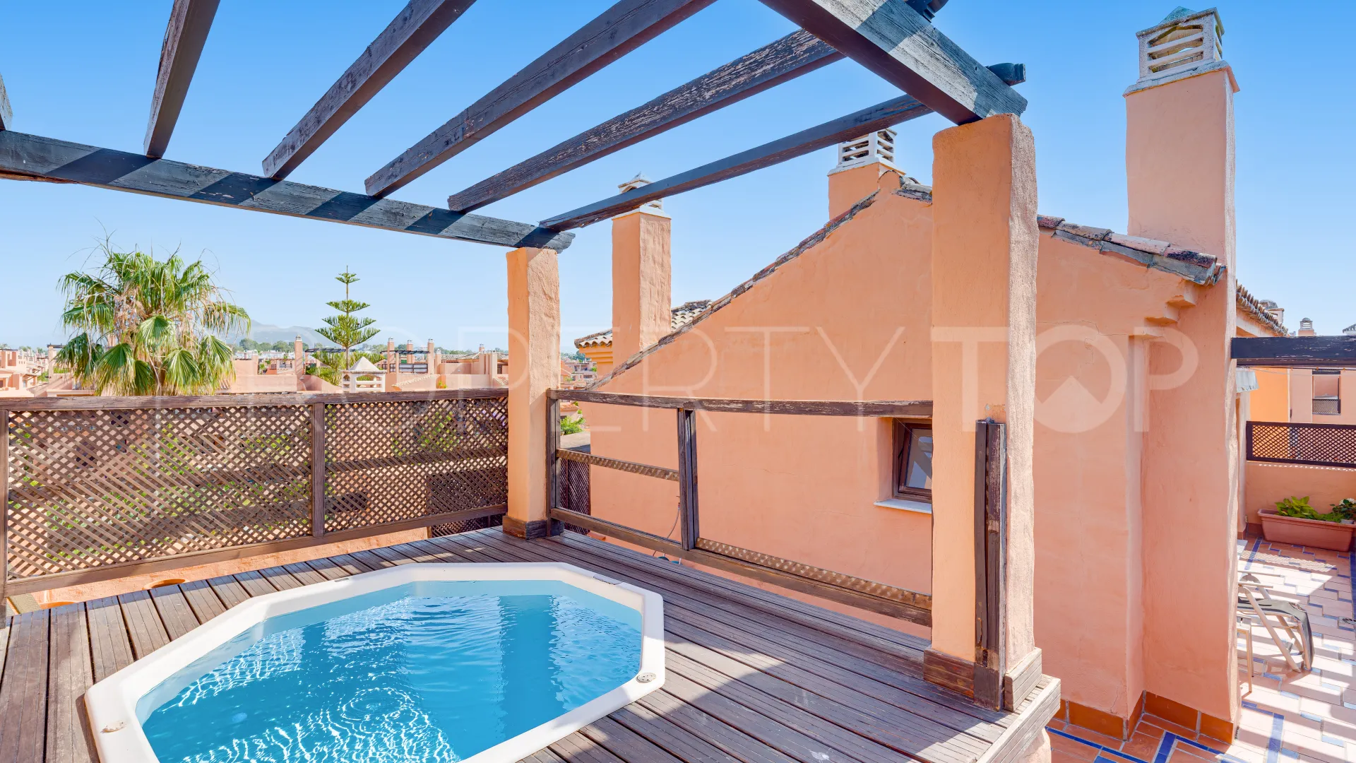 Atico duplex con 4 dormitorios en venta en Hacienda del Sol