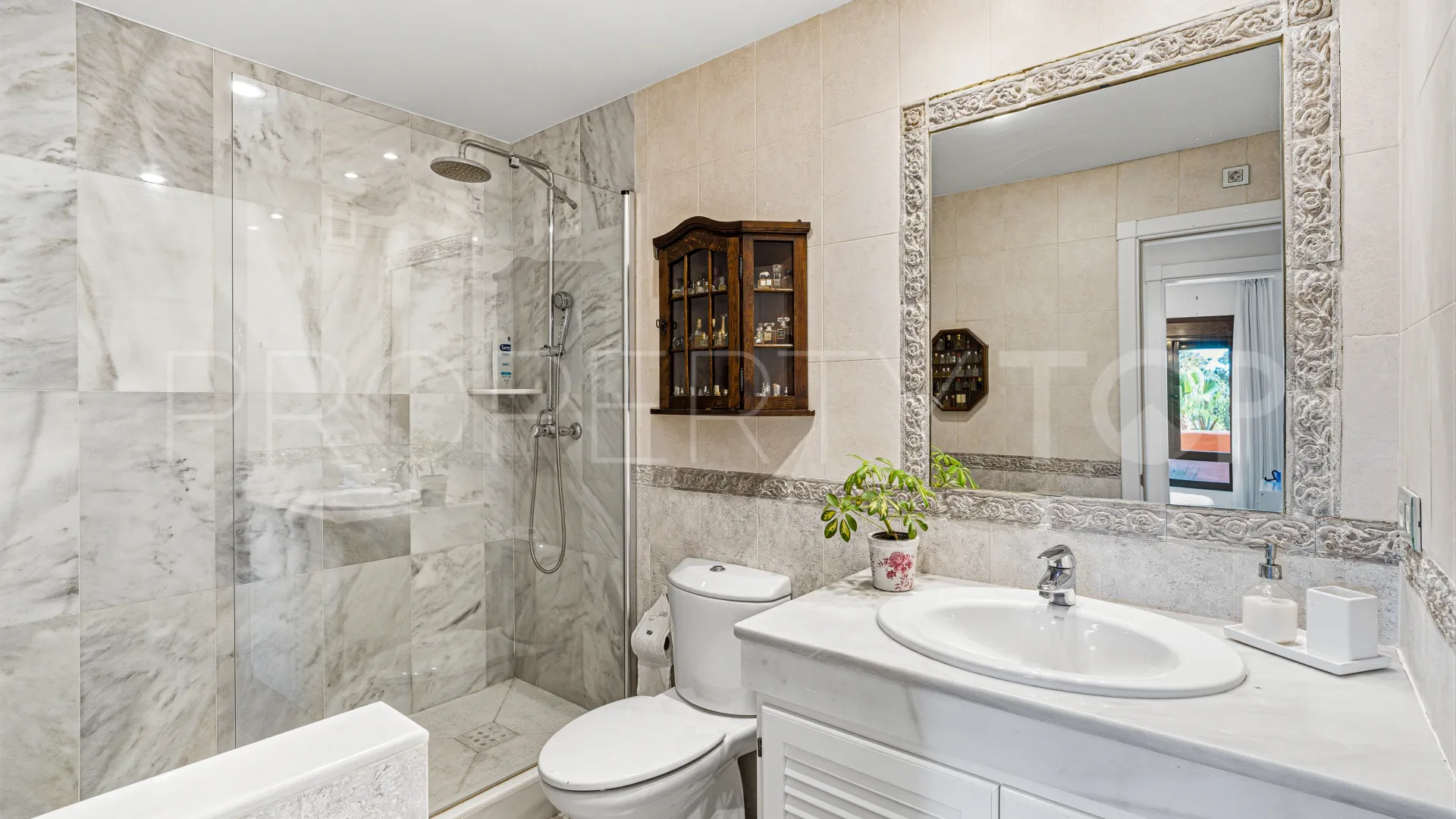 Atico duplex con 4 dormitorios en venta en Hacienda del Sol