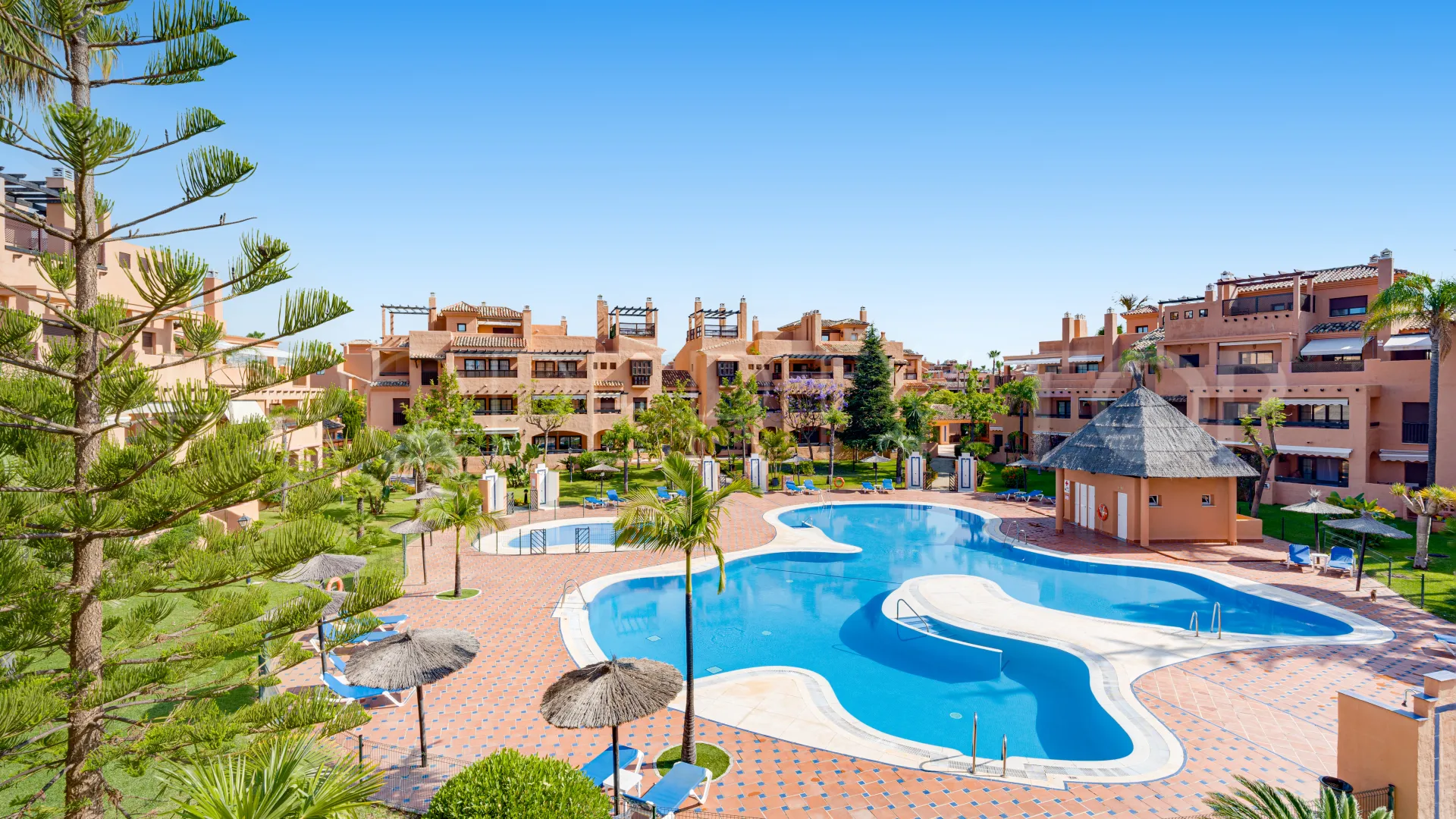 Atico duplex con 4 dormitorios en venta en Hacienda del Sol