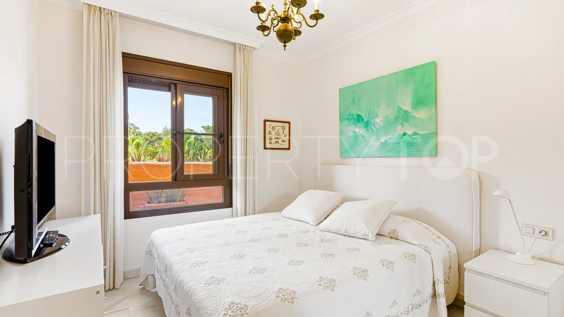 Atico duplex con 4 dormitorios en venta en Hacienda del Sol